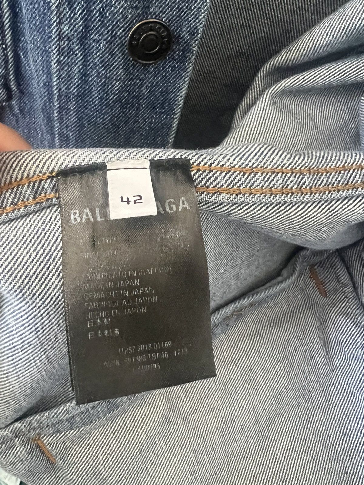 Balenciaga Balenciaga Logo Blue Distressed Denim Jacket with Size US M / EU 48-50 / 2 - 7 Thumbnail
