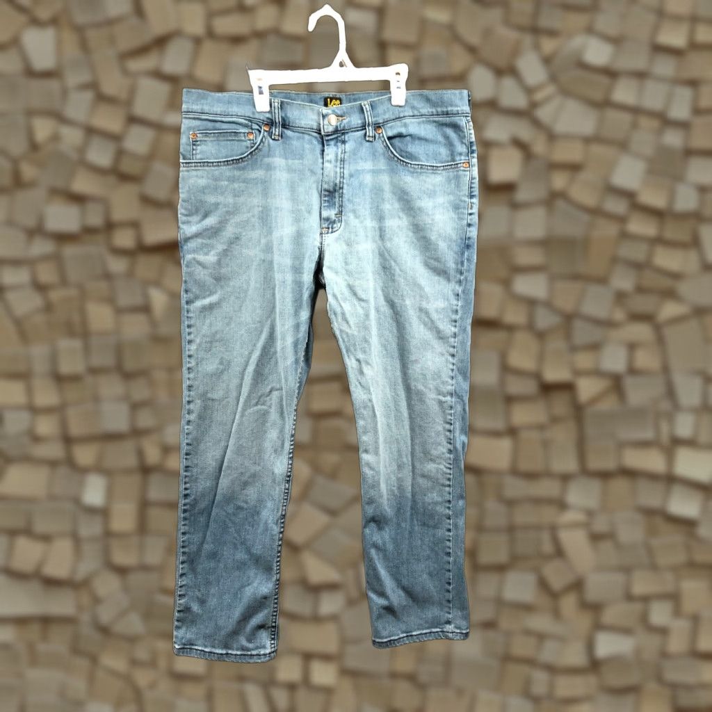 Lee Lee Jeans 36x29 Mens Mid Rise Straight Leg Dark Wash Blue Denim Jeans Belt Loops 5-Pocket Regular Fit Size US 36 / EU 52 - 1 Thumbnail
