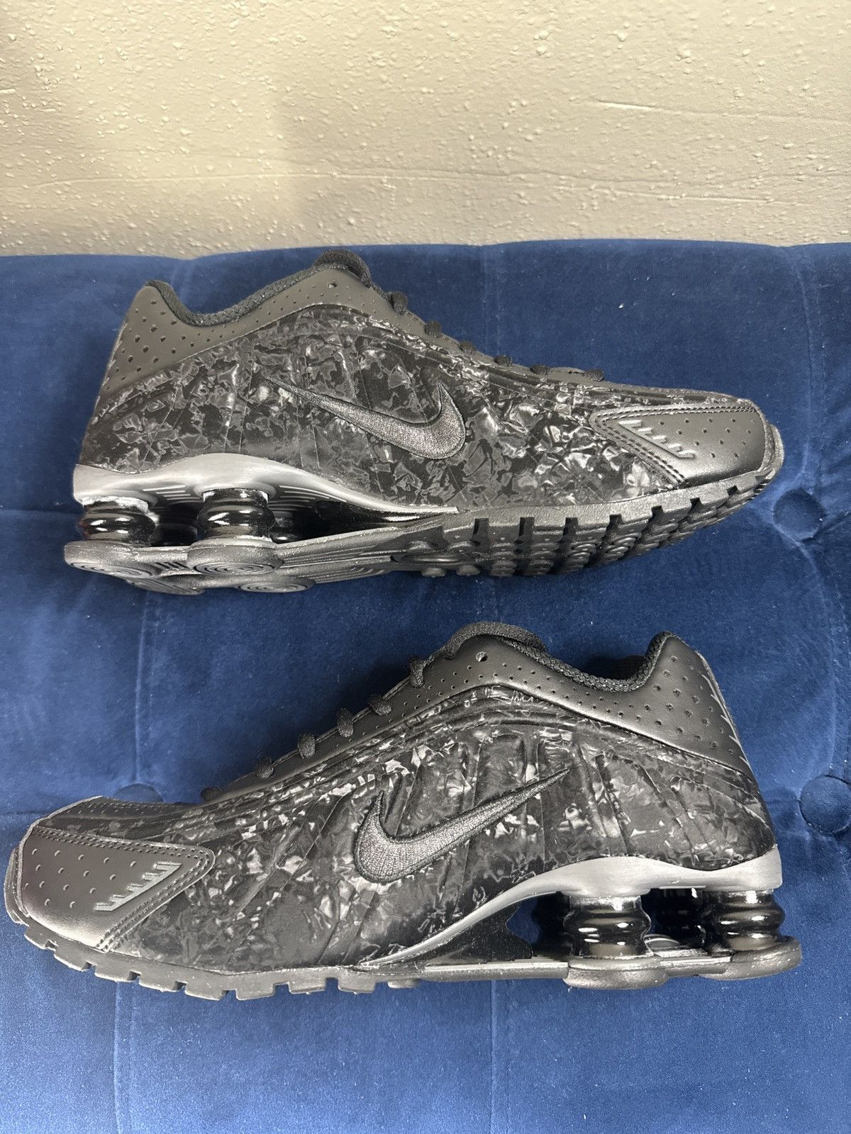 Nike W Nike Shox R4 Size US 7 / IT 37 - 8 Thumbnail