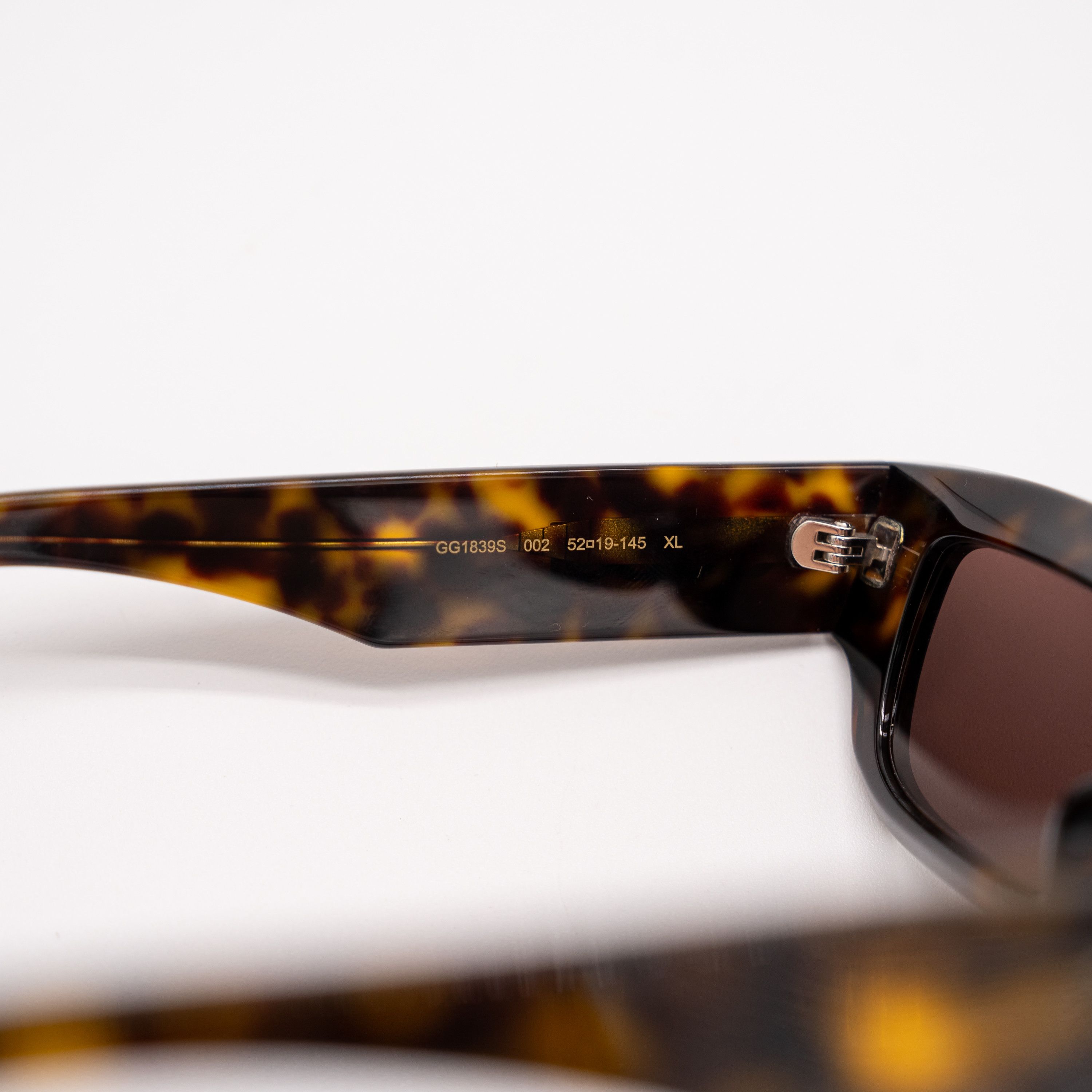 Gucci Gucci GG1839S Rectangular Frame Tortoise Acetate Sunglasses Size ONE SIZE - 7 Thumbnail