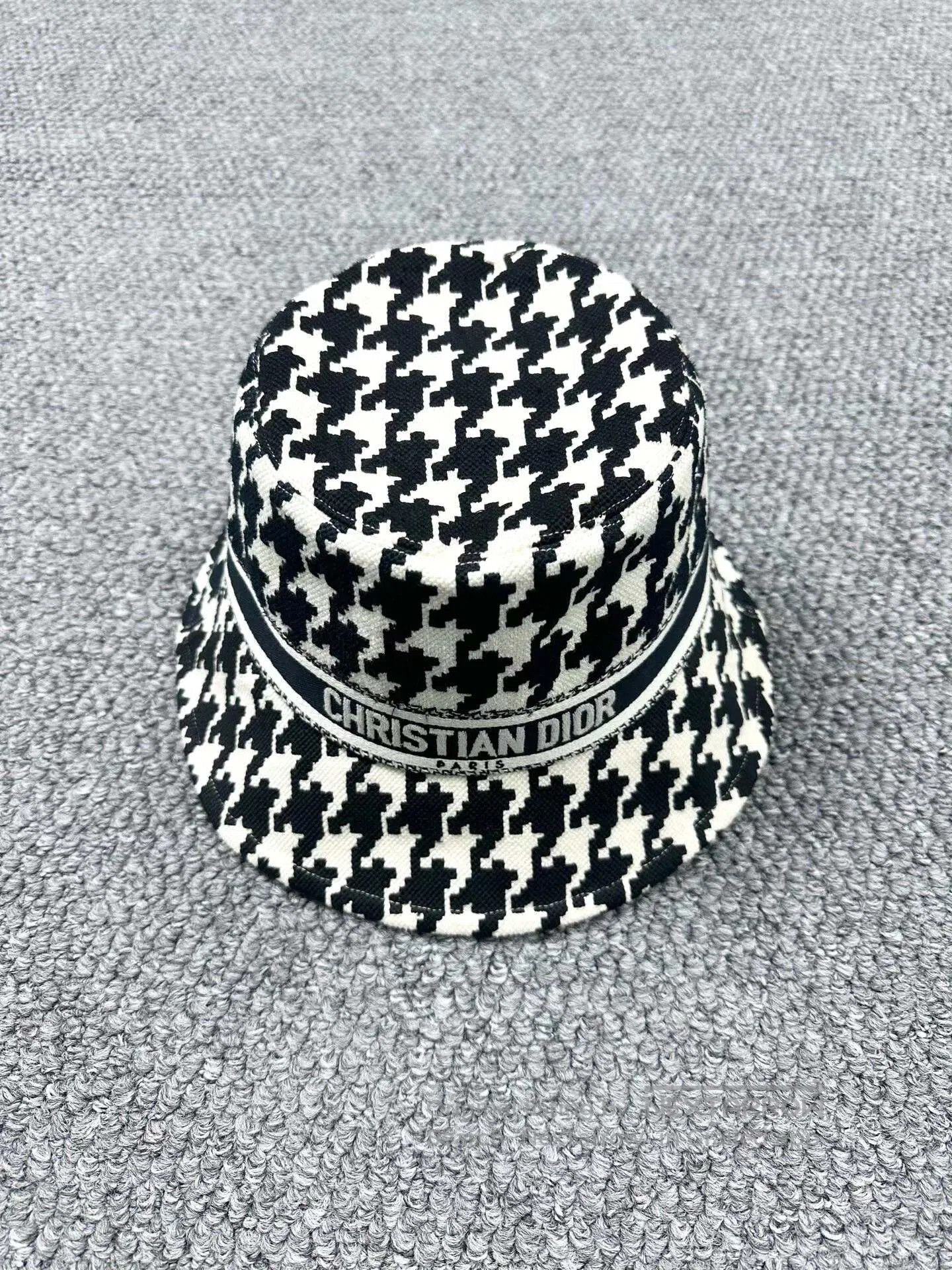 Dior Dior size 58 Black and White Plaid Bird Check Embroidered Size ONE SIZE - 1 Thumbnail