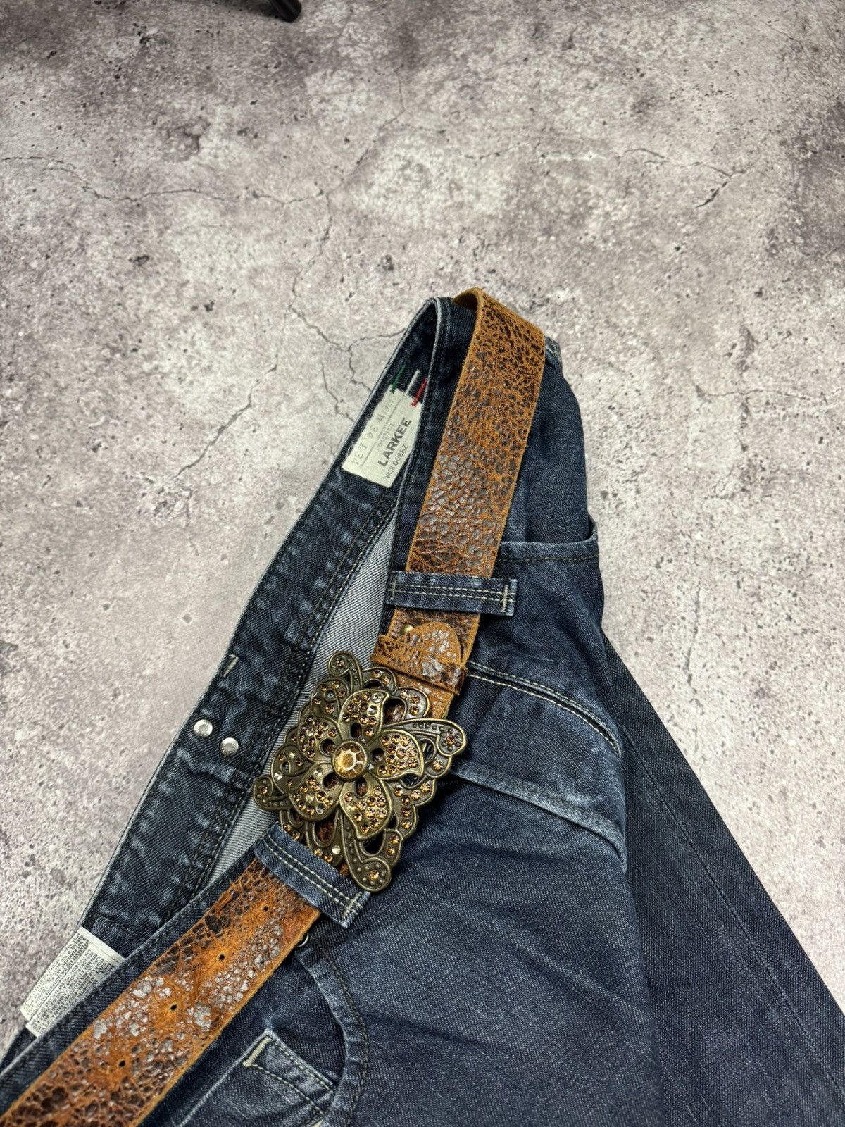 Japanese Brand 00’s NUMBER NINE STYLE FLOWER LEATHER RARE Y2K BELT VINTAGE Size ONE SIZE - 8 Thumbnail