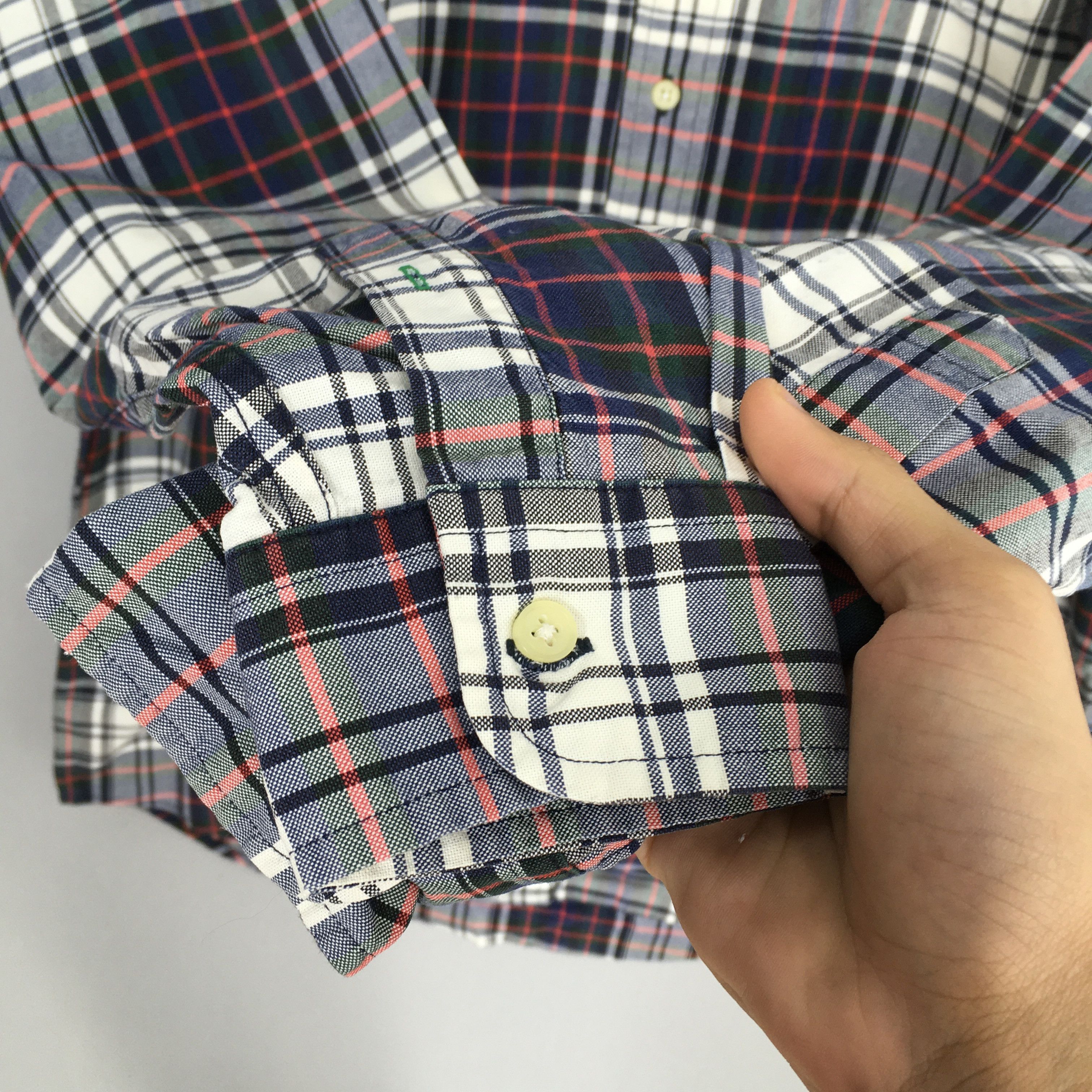 Tommy Hilfiger Vintage 90's Tommy Hilfiger Plaid Oxfords Mens Medium Size US M / EU 48-50 / 2 - 5 Thumbnail
