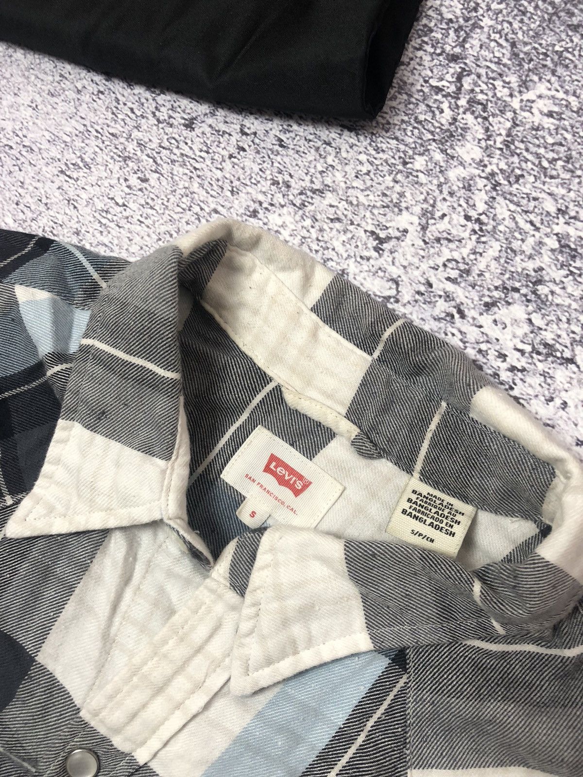 Levi's Men’s shirt Levi’s size S y2k USA ykk Size US S / EU 44-46 / 1 - 5 Thumbnail