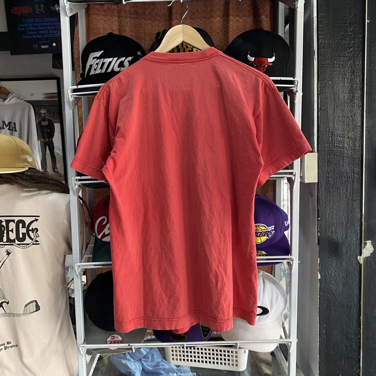Vintage Vintage Pringles chips shirt Size US M / EU 48-50 / 2 - 2 Thumbnail