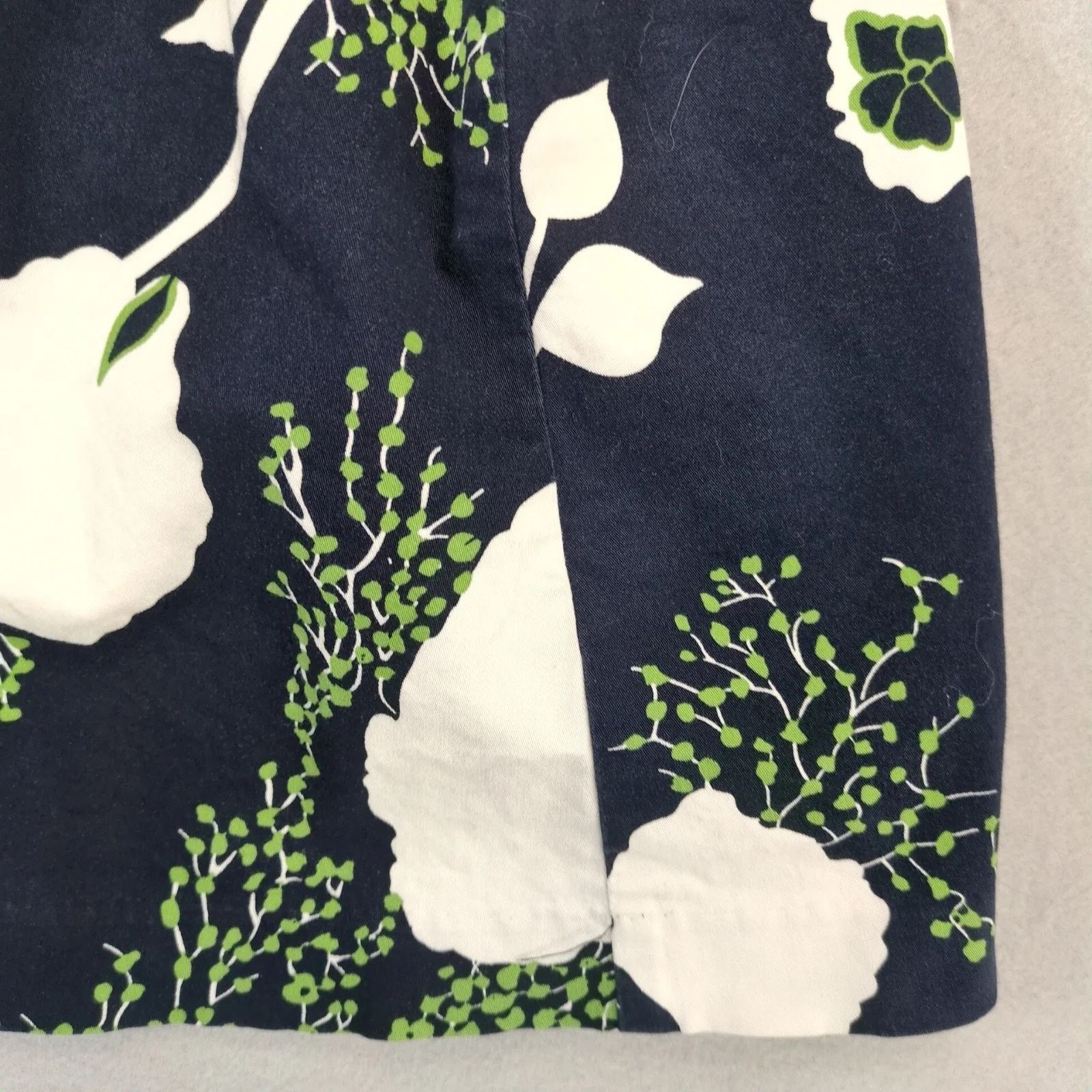 Other Talbots Navy Floral Print A-Line Skirt 16 Petite Knee-Length Size 38" / US 16 / IT 52 - 10 Thumbnail