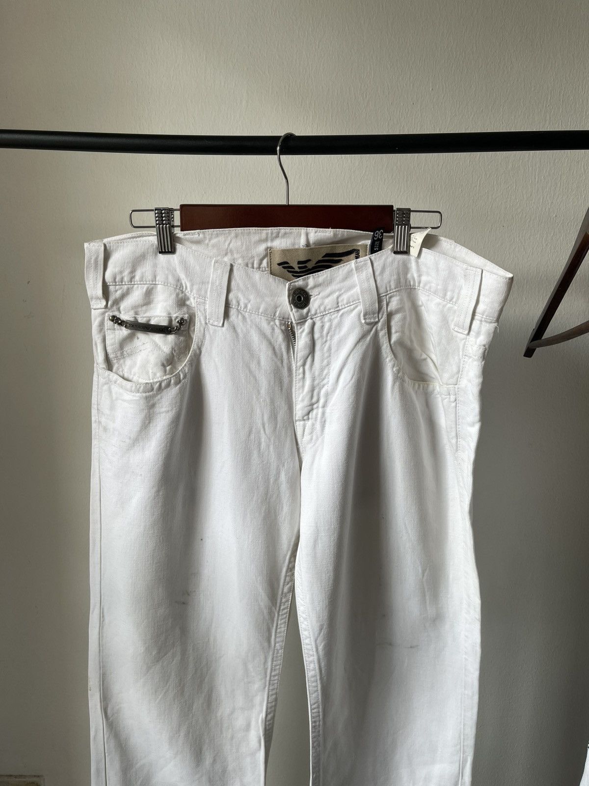 Emporio Armani Emporio Armani Metal Emblem Pocket White Denim Jeans 96 Size US 36 / EU 52 - 6 Thumbnail