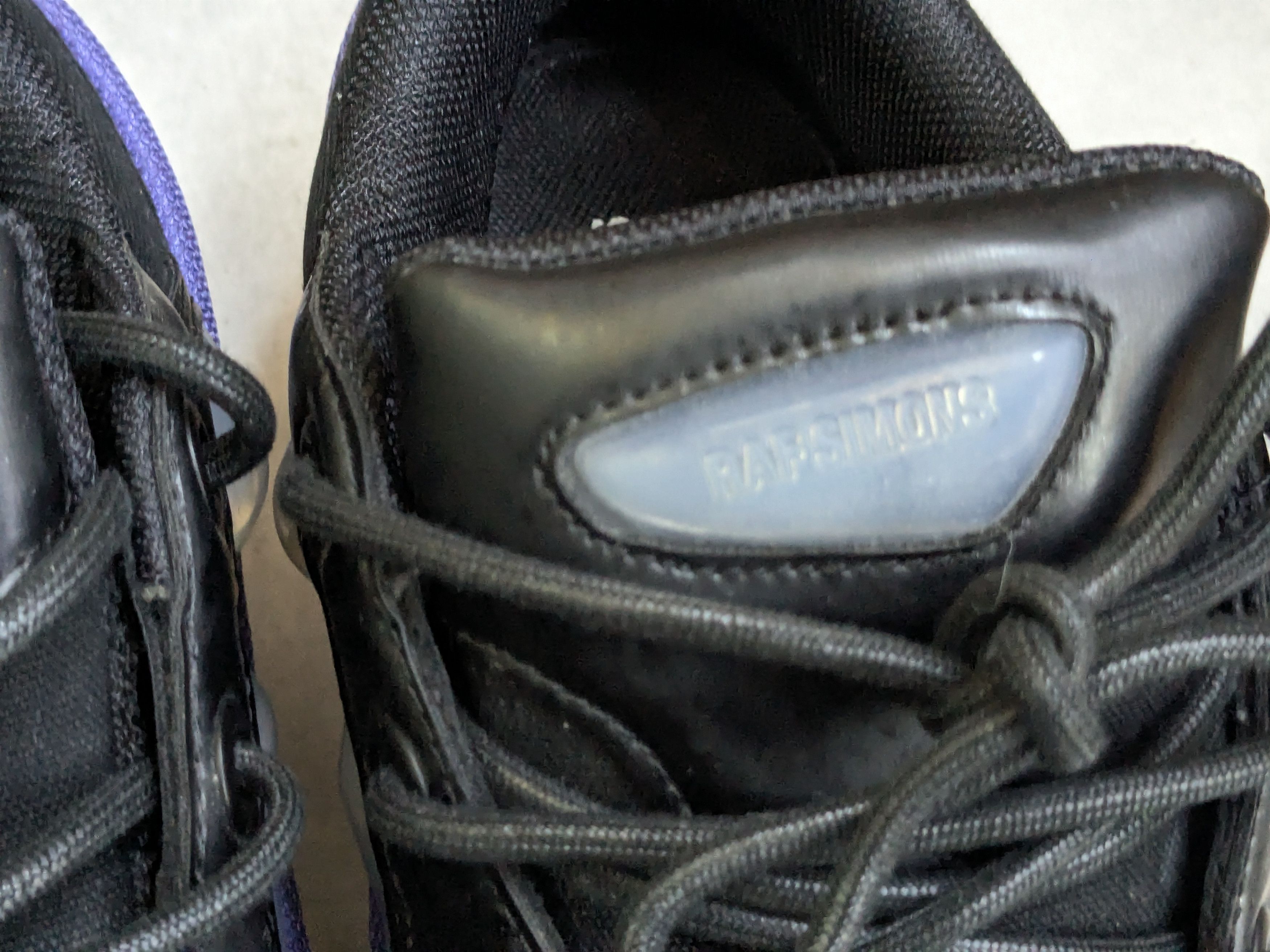 Adidas × Raf Simons Raf simons x adidas ozweego Size US 9.5 / EU 42-43 - 8 Thumbnail