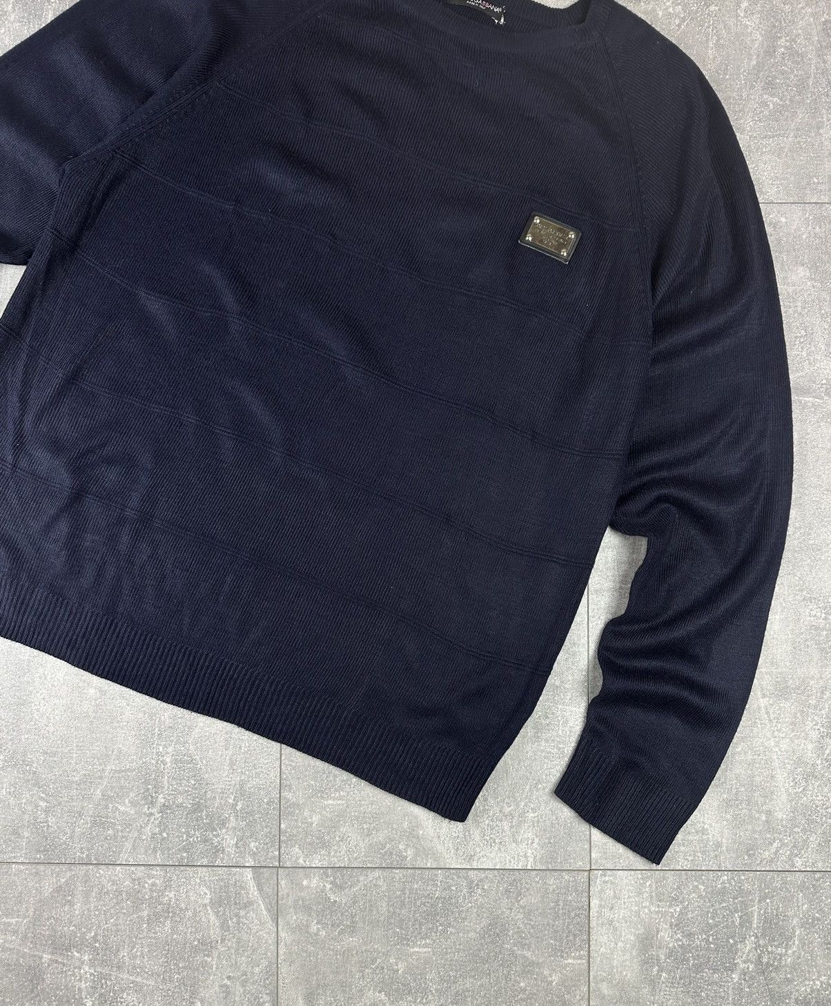 Dolce & Gabbana Dolce Gabbana Luxury Small Metal Logo Sweater Size US L / EU 52-54 / 3 - 5 Thumbnail