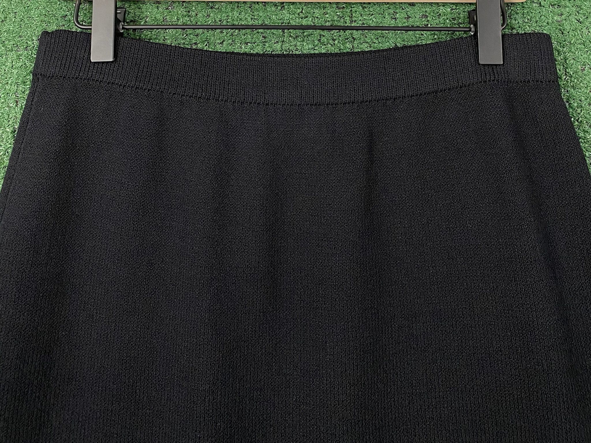 St. John St.John Basics Santana Black Wool Blend Pencil Knit Skirt 10 Size 33" - 2 Thumbnail