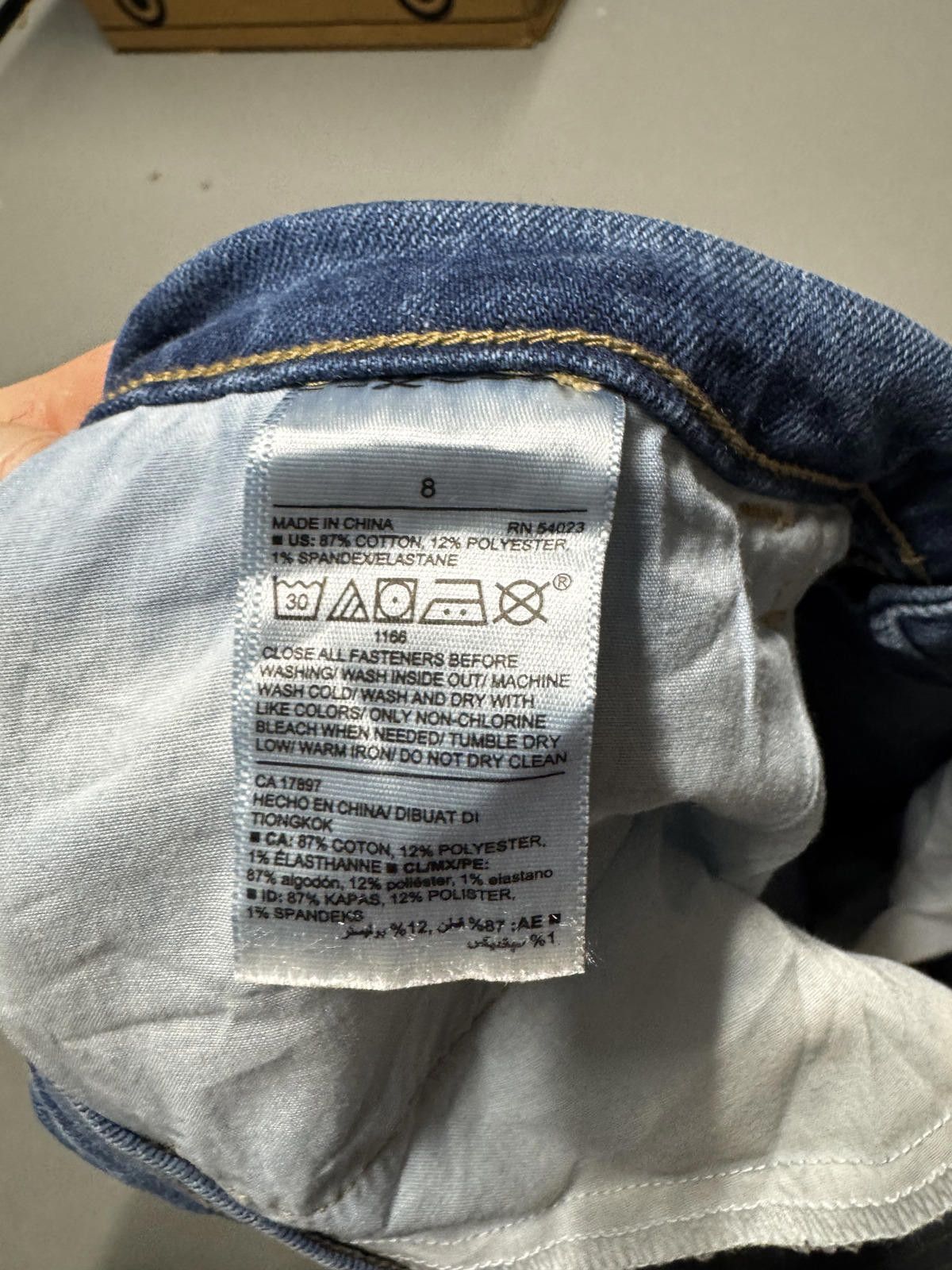 Old Navy Old Navy Boyfriend Denim Shorts - Comfortable & Stylish Size 27" / US 4 / IT 40 - 3 Thumbnail