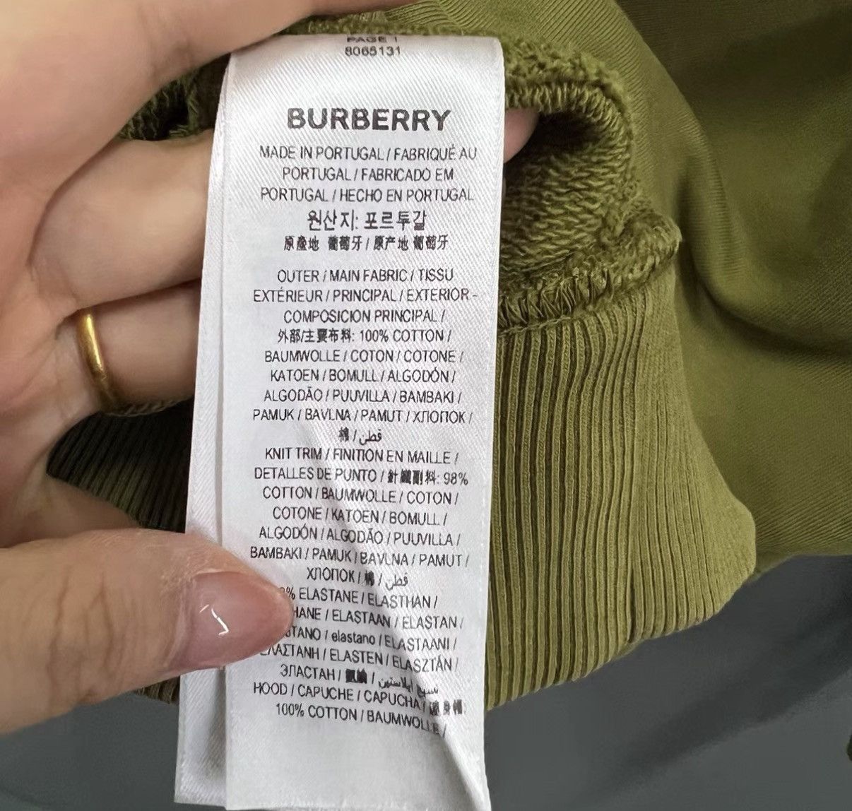 Burberry Burberry Logo Embroidered Hoodie at Neckline J41 Size US L / EU 52-54 / 3 - 3 Thumbnail