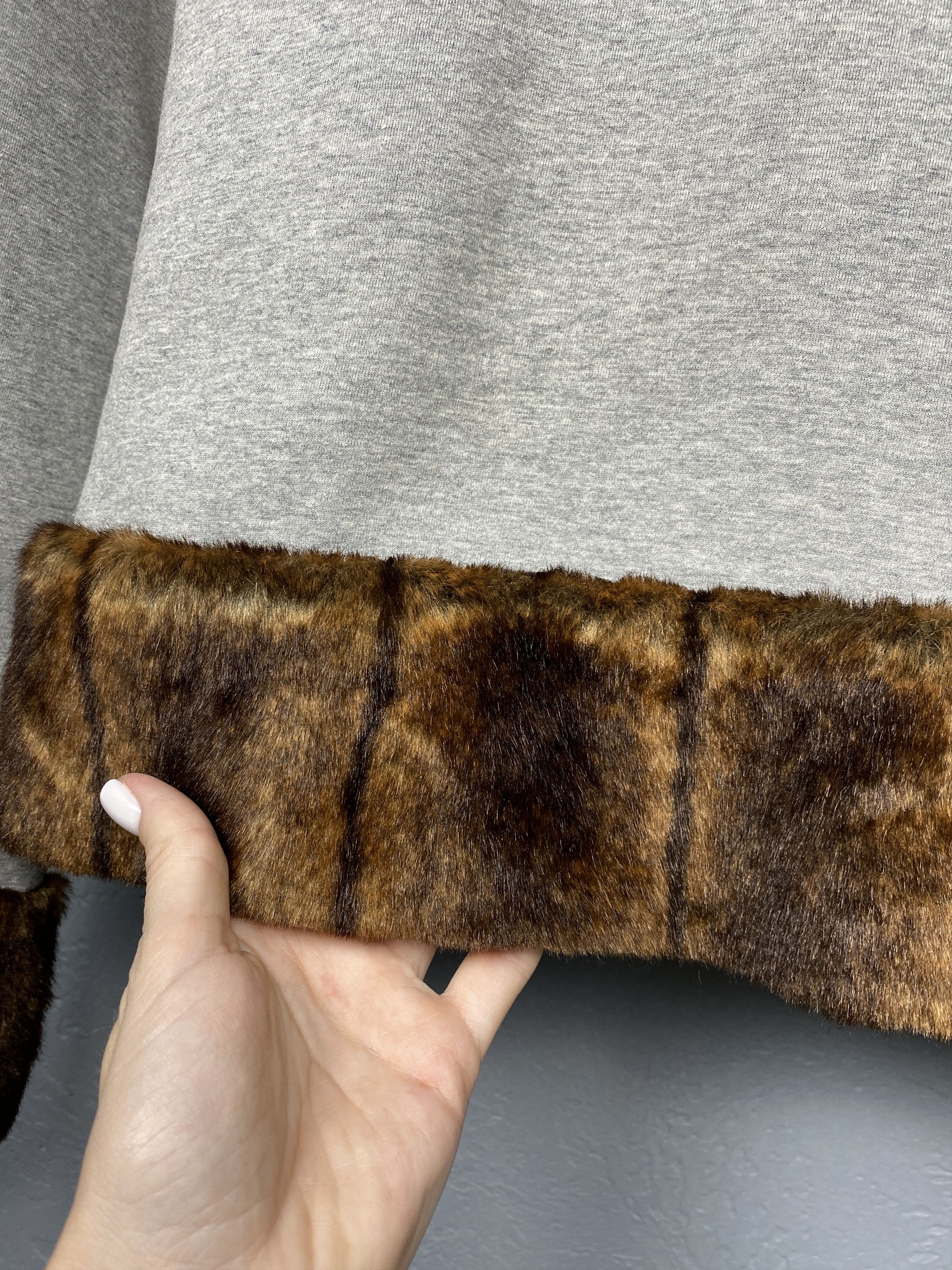 Emporio Armani Emporio Armani Vintage Fur Hair Crew Neck Sweatshirt Size S / US 4 / IT 40 - 4 Thumbnail