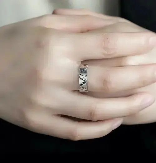Other Adjustable Ring With Rock Rare Design Size ONE SIZE - 4 Thumbnail