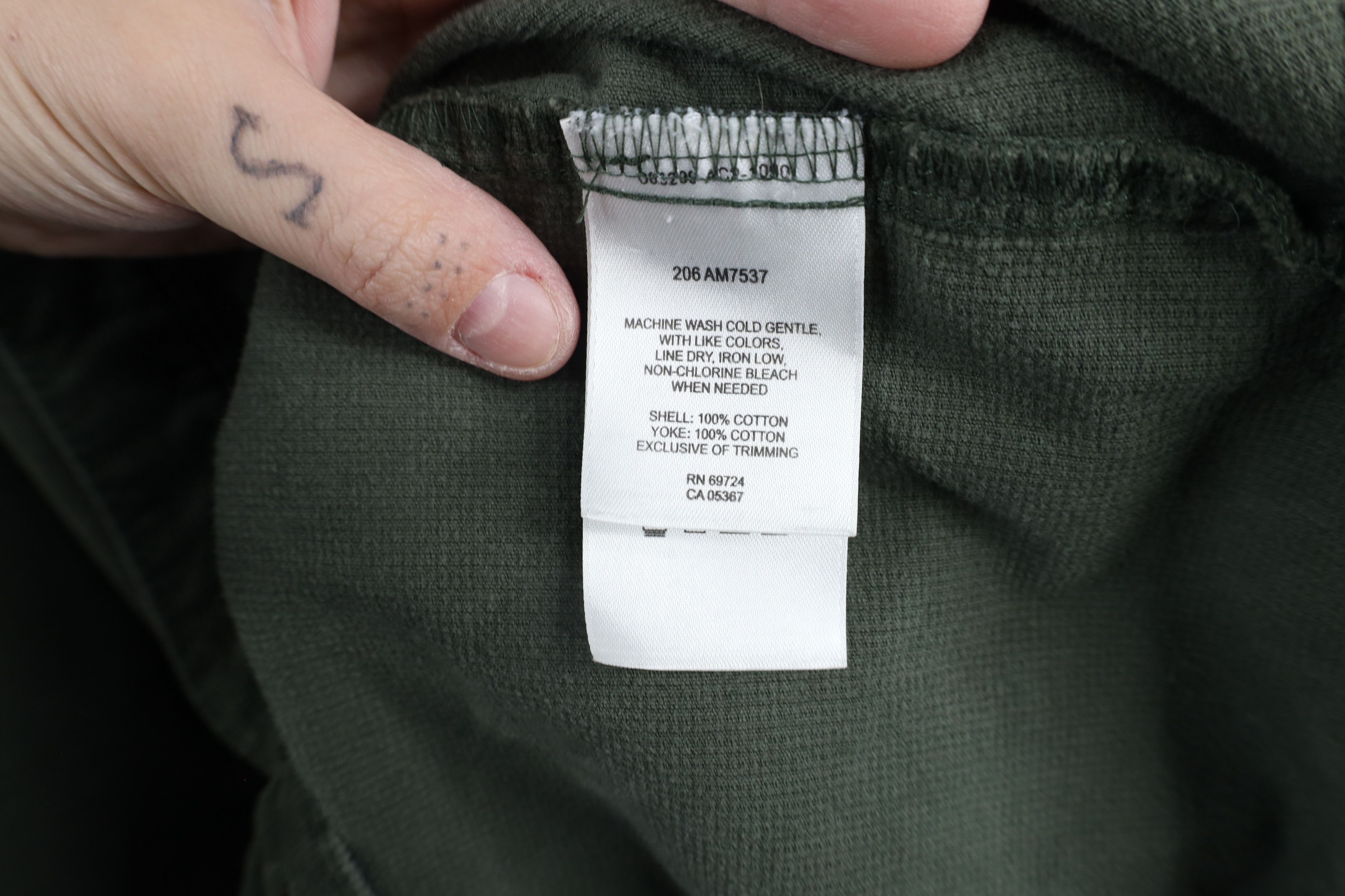Columbia × Vintage Vintage 90s Columbia Out Corduroy Collared Button Down Shirt Size US XL / EU 56 / 4 - 9 Thumbnail