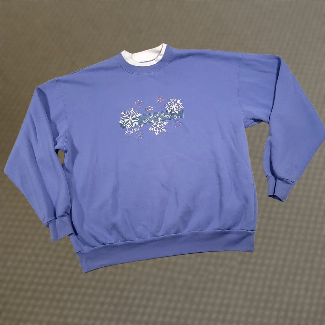 Vintage VINTAGE? No. Legacy Sportswear Sweatshirt Womens XL Purple Crewneck Snowflake Winter Pullover Size XL / US 12-14 / IT 48-50 - 1 Thumbnail