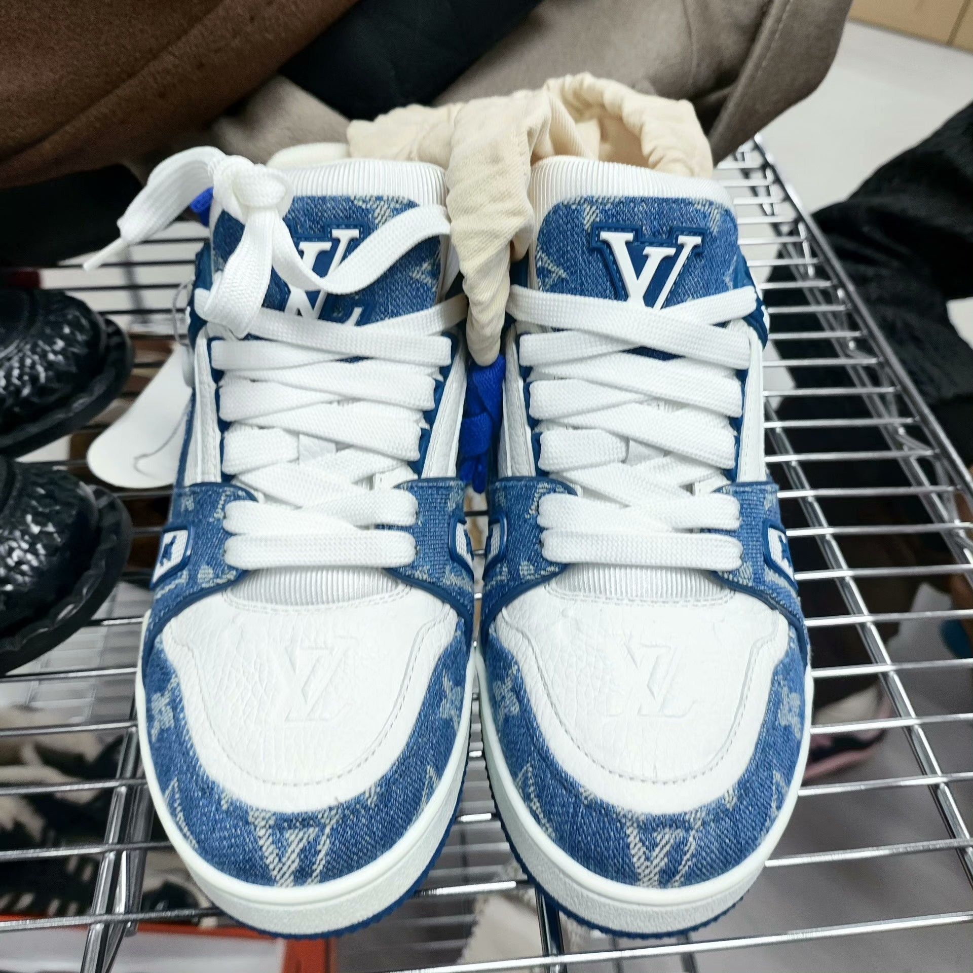 Louis Vuitton Louis Vuitton Denim Blue Lowtop Sneakers 37 Women Size US 6.5 / IT 36.5 - 1 Thumbnail