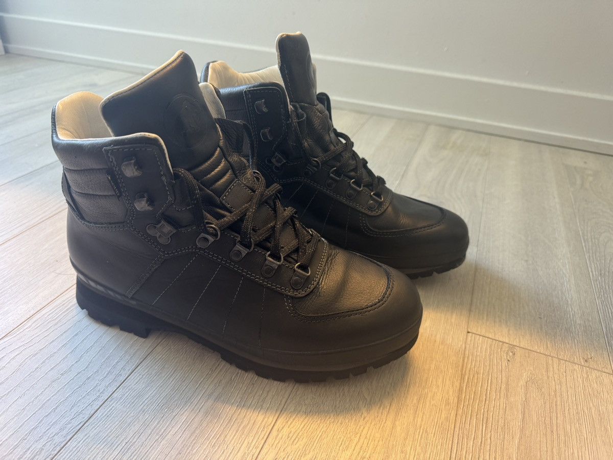 Mammut Mammut goretex black leather boot Size US 10 / EU 43 - 1 Thumbnail