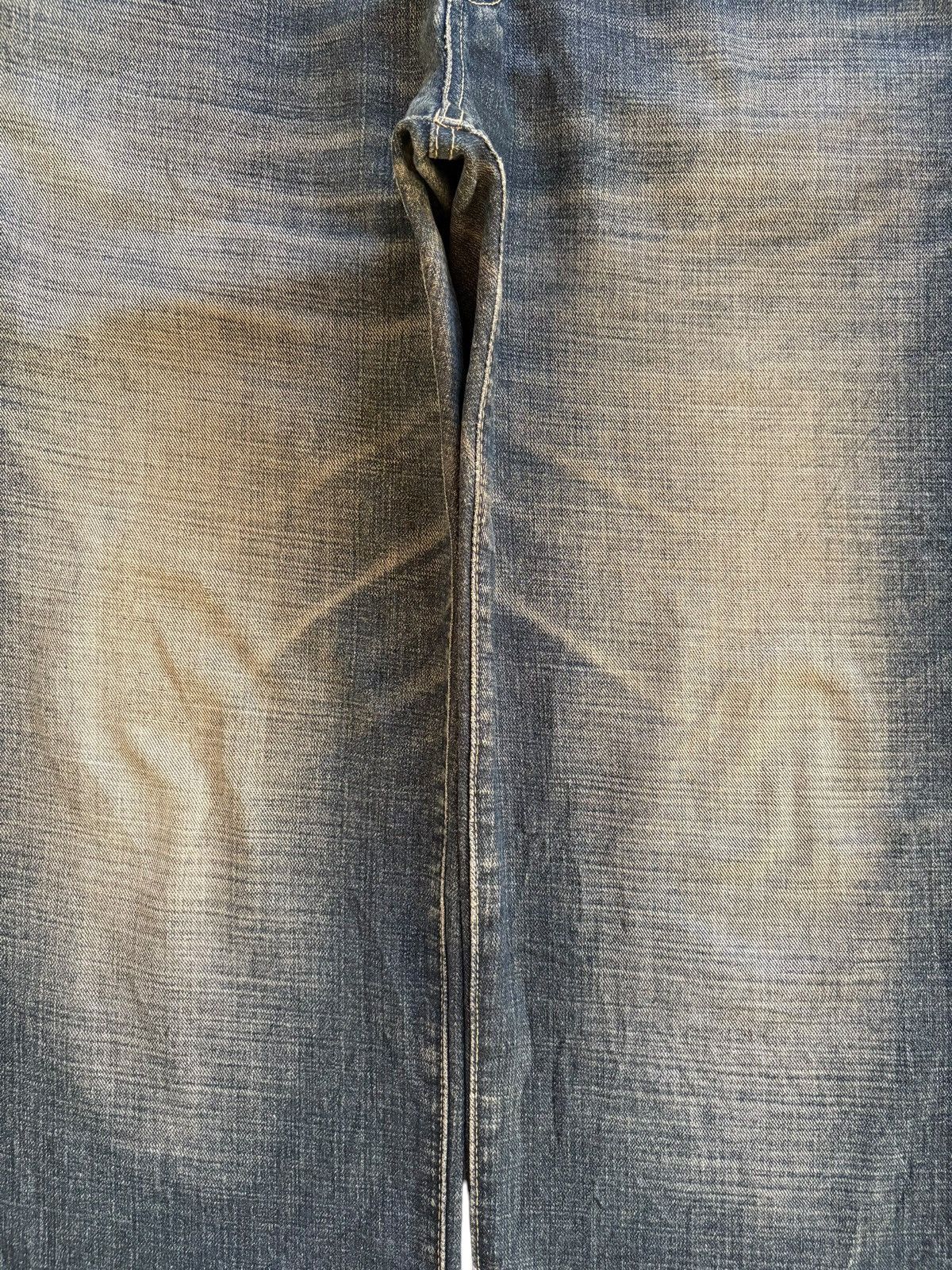Japanese Brand Vintage Japanese Brand Rusty Mud Wash Distress Baggy Jeans Size US 40 / EU 56 - 5 Thumbnail