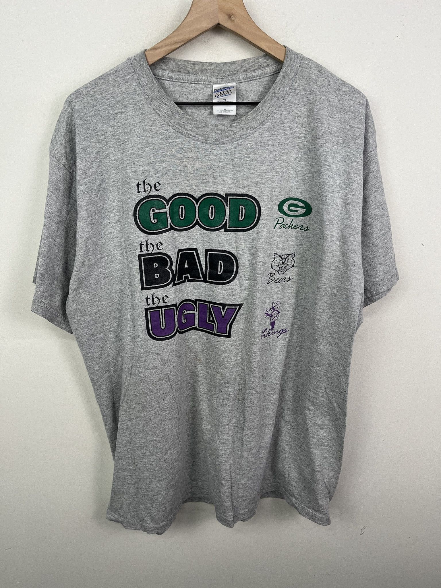 NFL × Vintage Vintage Packers Bears Vikings the Good the Bad and The Ugly T Shirt Size XL Size US XL / EU 56 / 4 - 1 Thumbnail