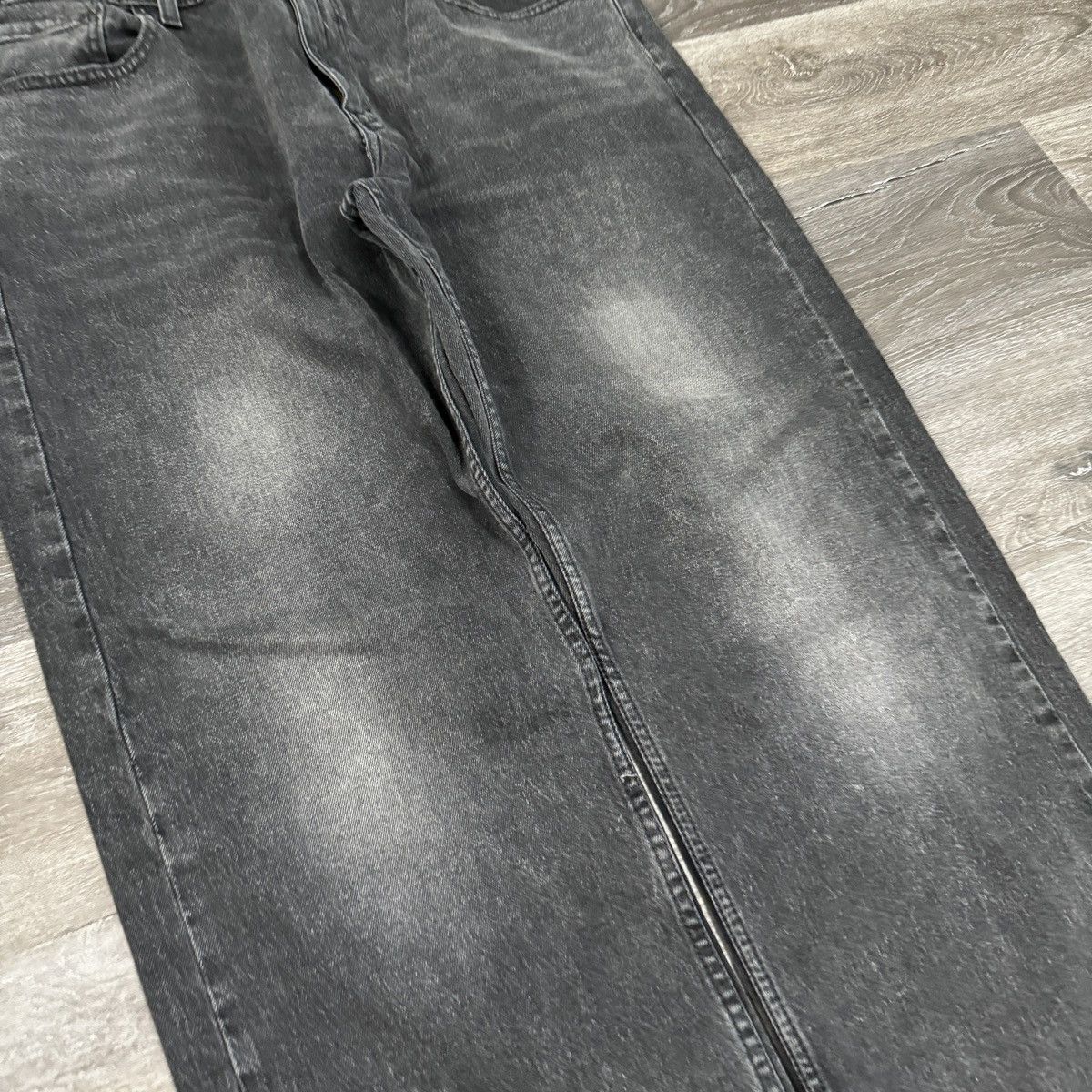 Levi's × StraightFaded × Vintage Perfect Vintage y2k Levi’s 569 faded black baggy jeans Size US 38 / EU 54 - 3 Thumbnail