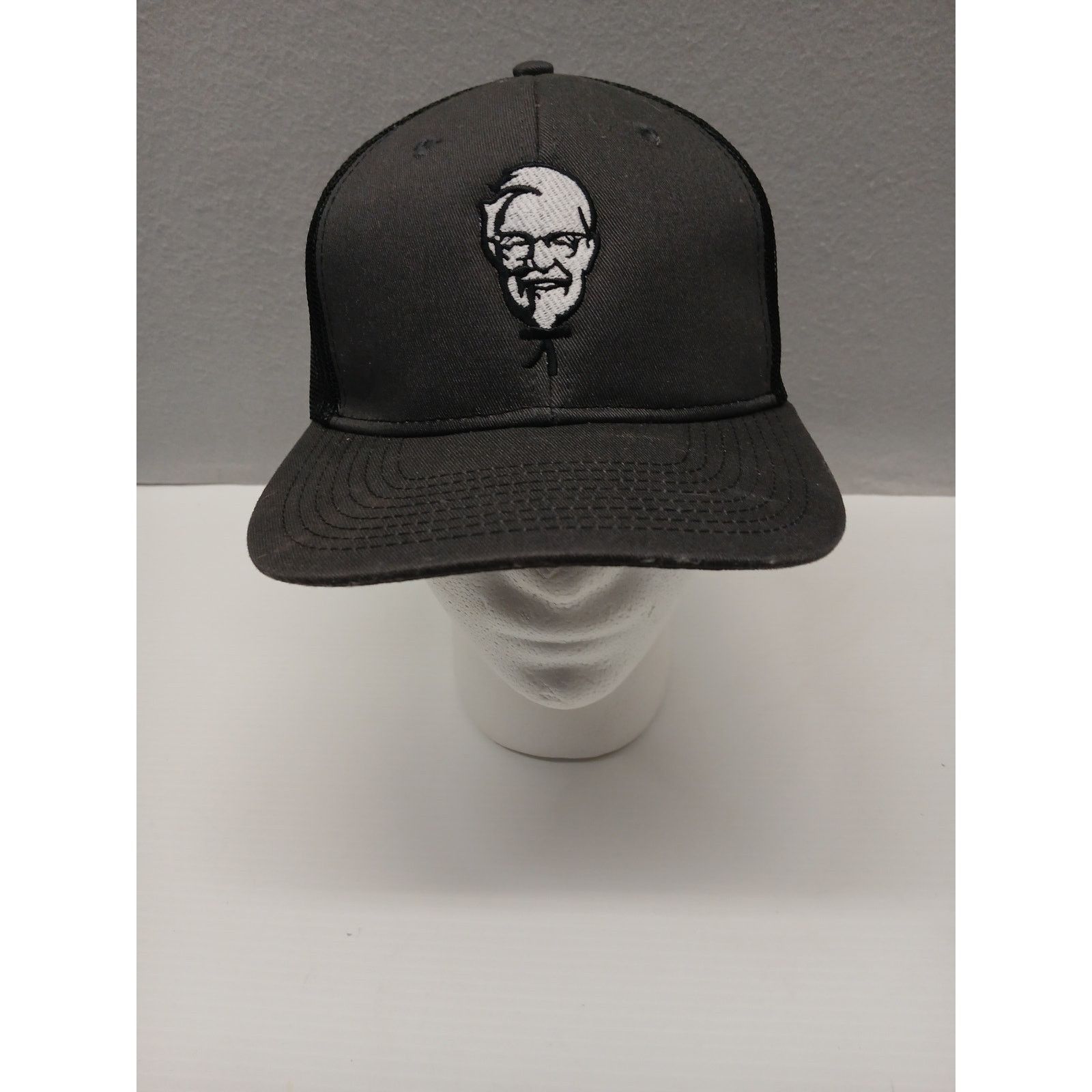 Port Authority Port Authority (OSFM) Black KFC Logo Snap Back Mesh Hat/Cap Size ONE SIZE - 2 Thumbnail