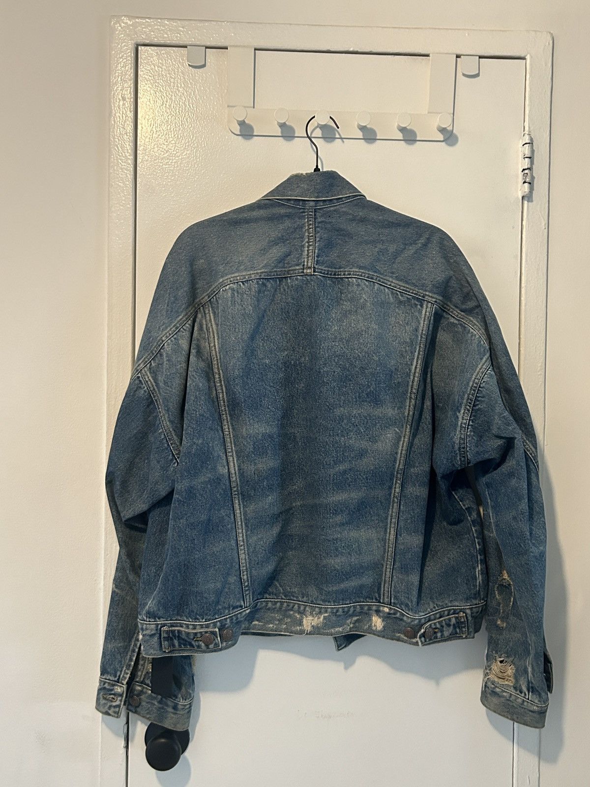 R13 R13 Raglan Denim Jacket Unisex Oversized Trucker Distressed Size US L / EU 52-54 / 3 - 14 Thumbnail