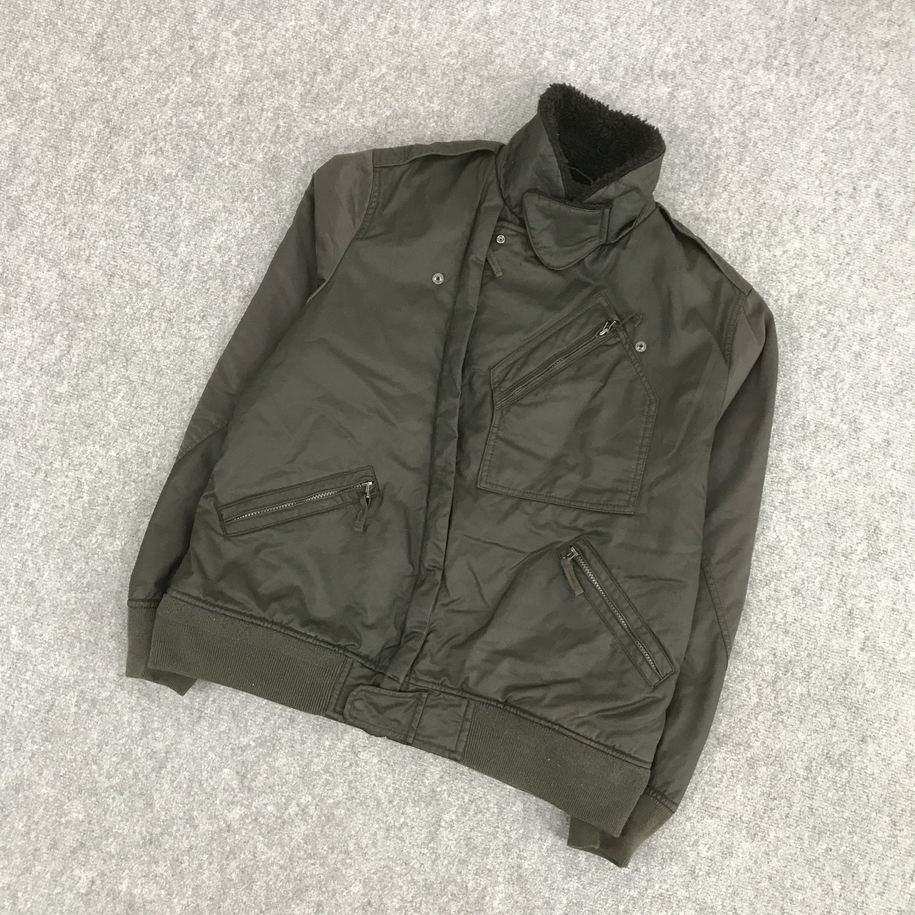 Japanese Brand × Vintage MA-1 MILITARY JACKET UNIQLO DESIGN JAPAN JACKET Size US XL / EU 56 / 4 - 5 Thumbnail