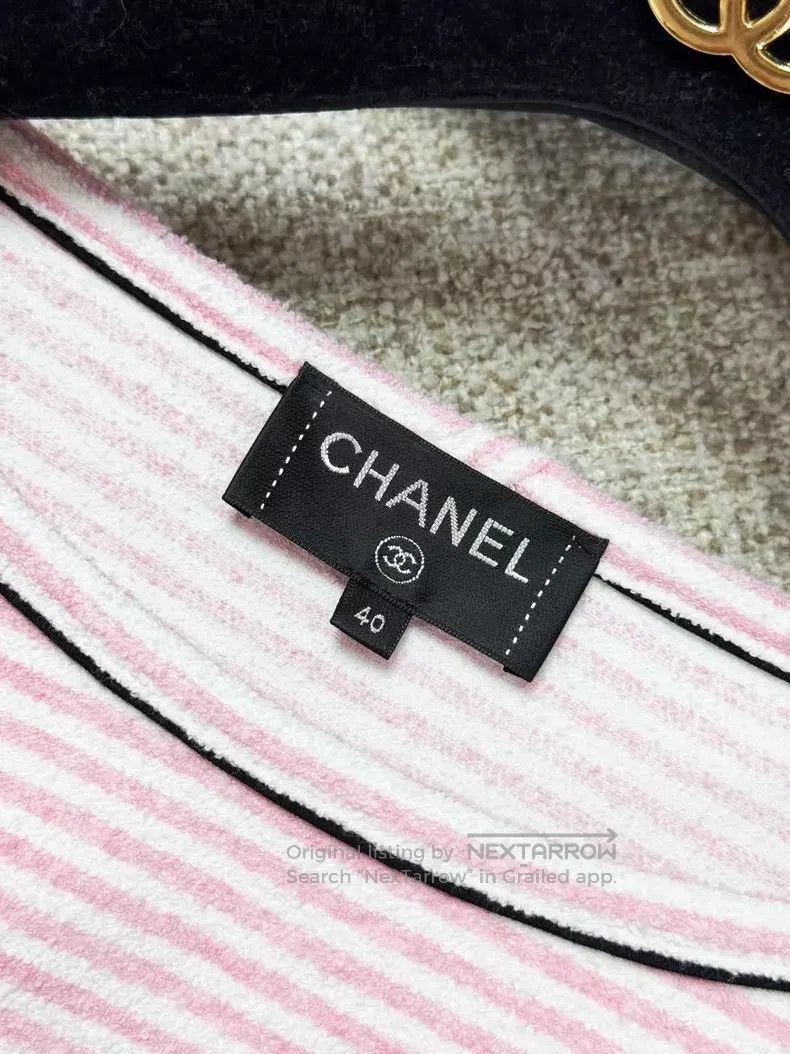 Chanel Chanel 19C cruise series pink and white striped round neck Size S / US 4 / IT 40 - 5 Thumbnail