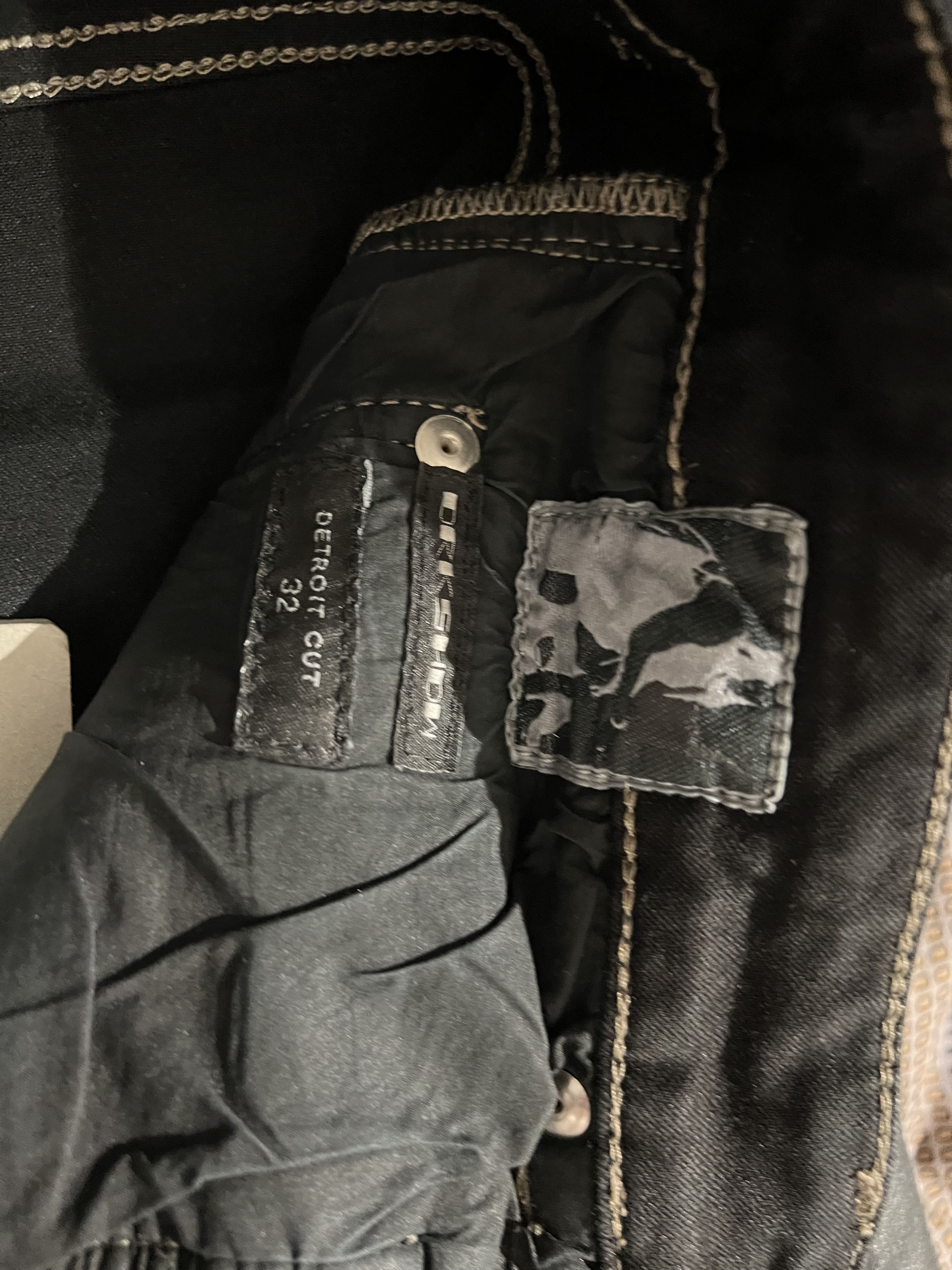 Rick Owens Drkshdw Rick Owens DRKSHDW Waxed Denim Detroit Cut SBW Size US 32 / EU 48 - 6 Thumbnail