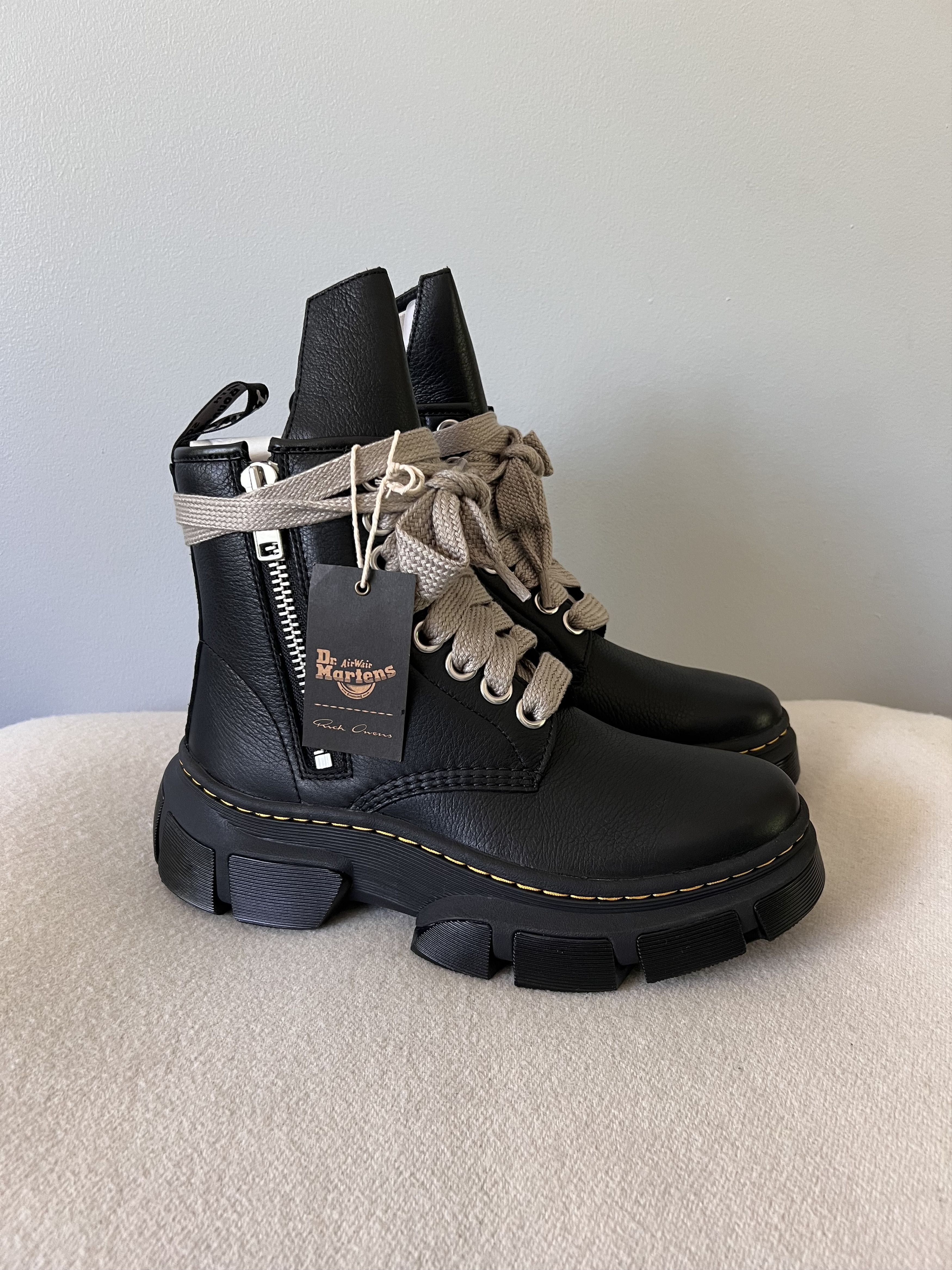 Dr. Martens × Rick Owens Rick Owens Dr. Martens 1460 Jumbo Lace 