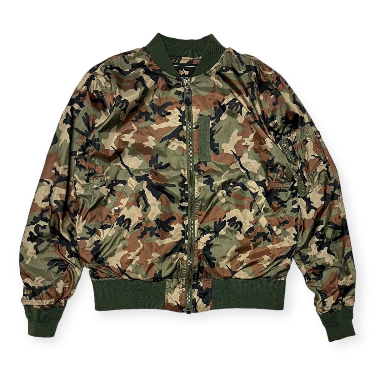 Alpha Industries Camo Bomber | Grailed