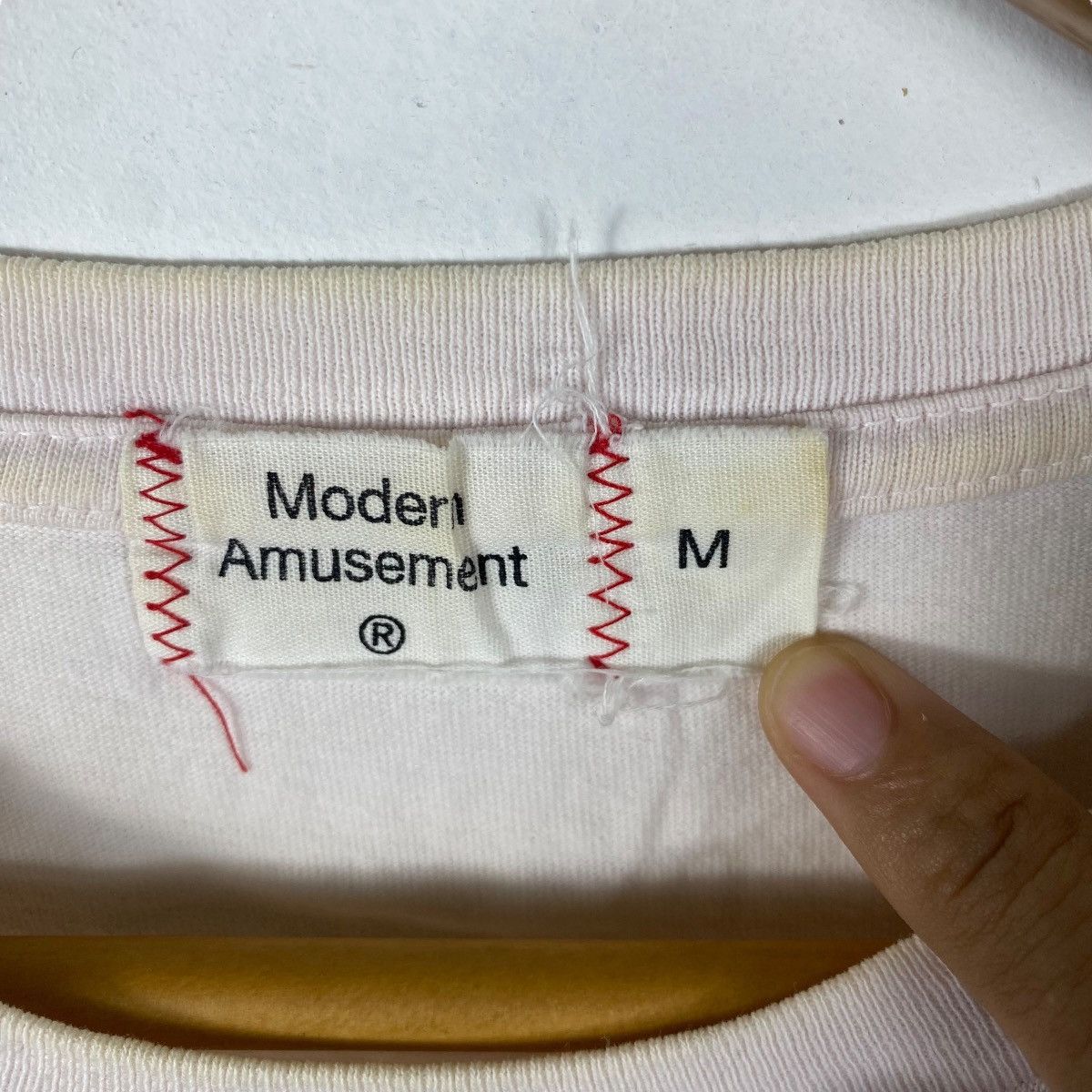 Modern Amusement Vintage 00's MODERN AMUSEMENT Graphic Tee Shirt Medium Size Size US M / EU 48-50 / 2 - 7 Thumbnail