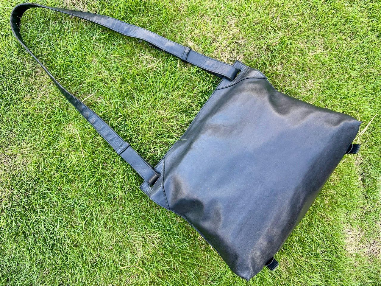 Bottega Veneta Authentic Bottega Veneta Intrecciato Nero Flap Messenger Bag Size ONE SIZE - 2 Thumbnail