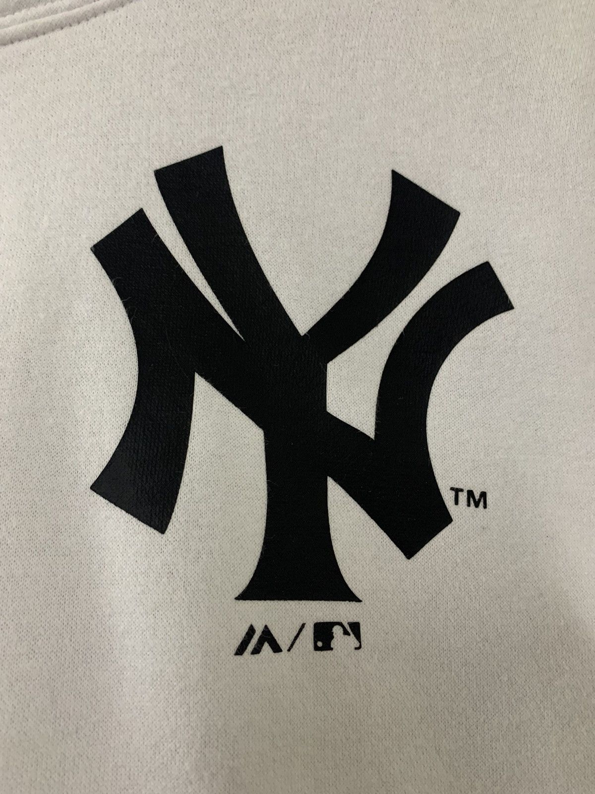Majestic Majestic New York Yankees Side Spellout Size US M / EU 48-50 / 2 - 3 Thumbnail