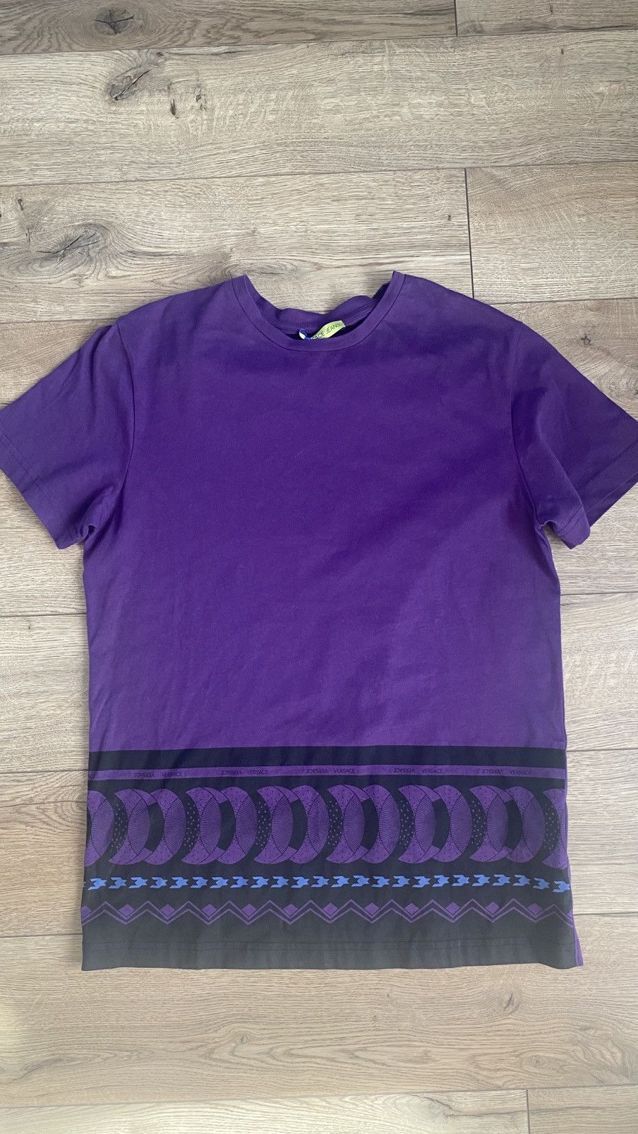 Versace Jeans Couture Versace Jeans Archival Purple Border Geometric T-Shirt M Size US M / EU 48-50 / 2 - 1 Thumbnail