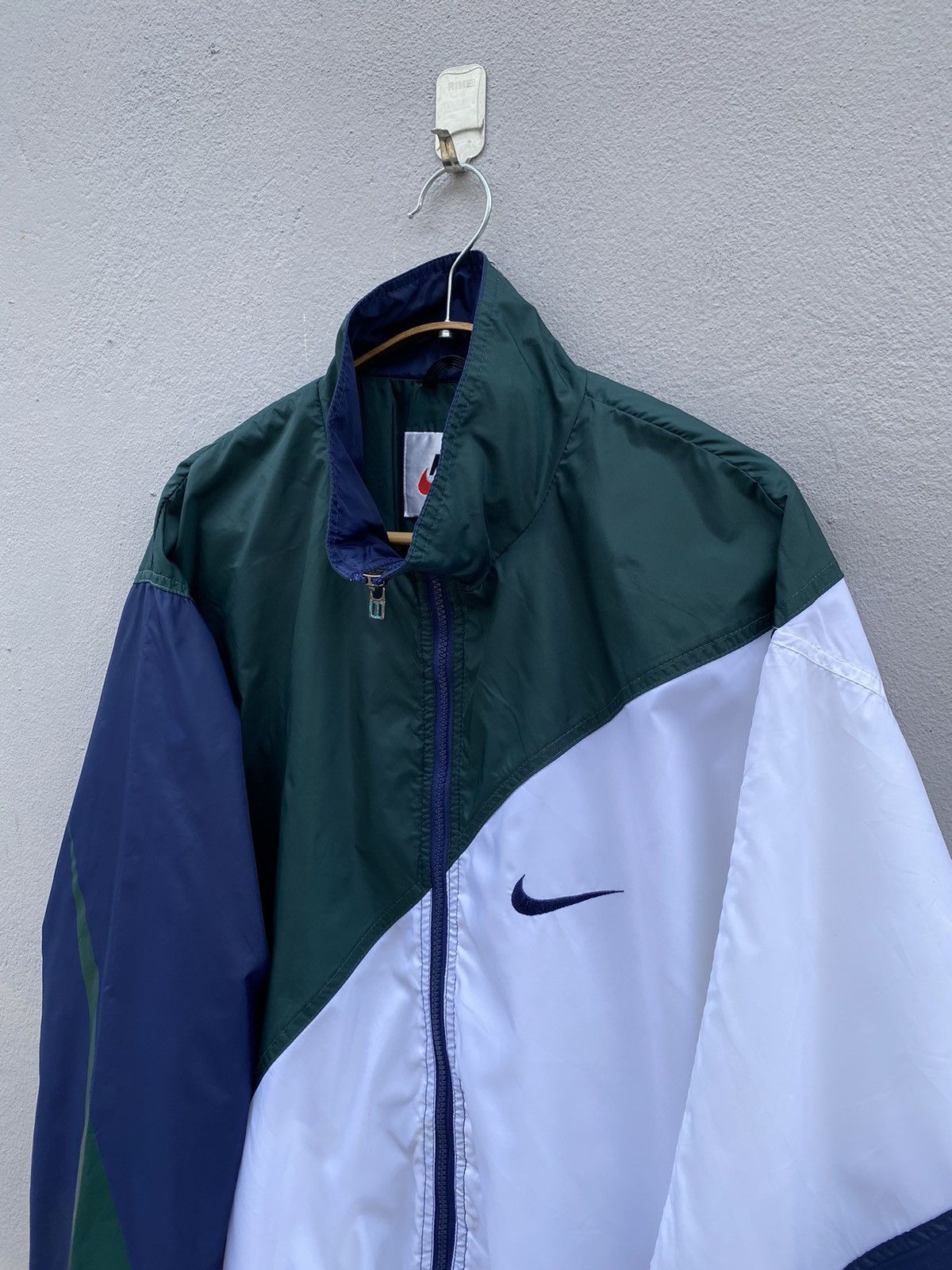 Nike 🔥OG 90s NIKE Biglogo Swoosh Tricolor Streetwear Jacket Size US L / EU 52-54 / 3 - 2 Thumbnail