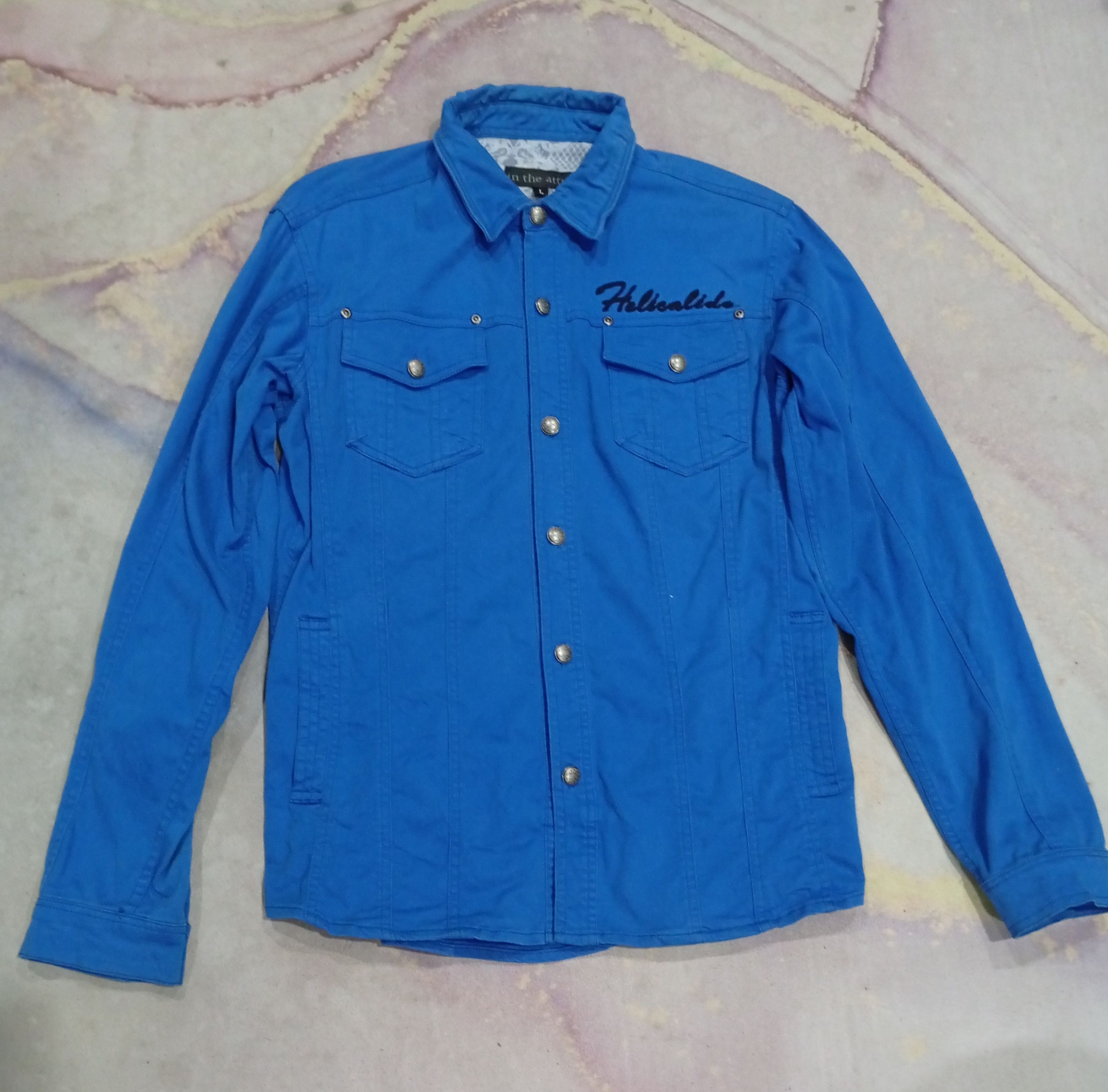 In The Attic In the attic shirt button Size US S / EU 44-46 / 1 - 1 Thumbnail