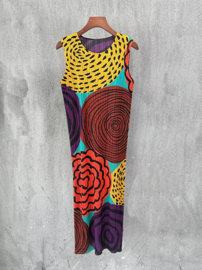 Issey Miyake Issey Miyake Colorful annual ring pleated dress Size M / US 6-8 / IT 42-44 - 1 Thumbnail