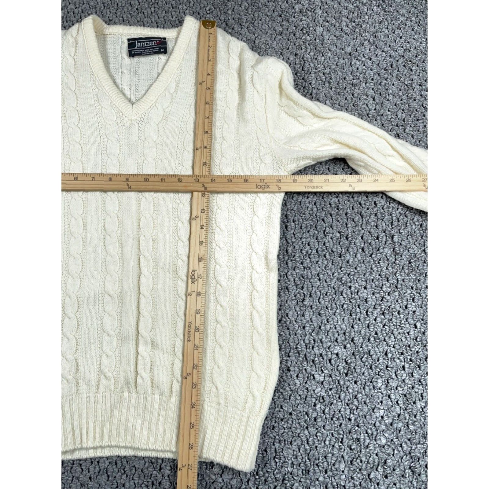 Jantzen VINTAGE Jantzen Cable Knit V-Neck Sweater Adult Small Ivory Lightweight Preppy 80s Mens Size US S / EU 44-46 / 1 - 5 Thumbnail