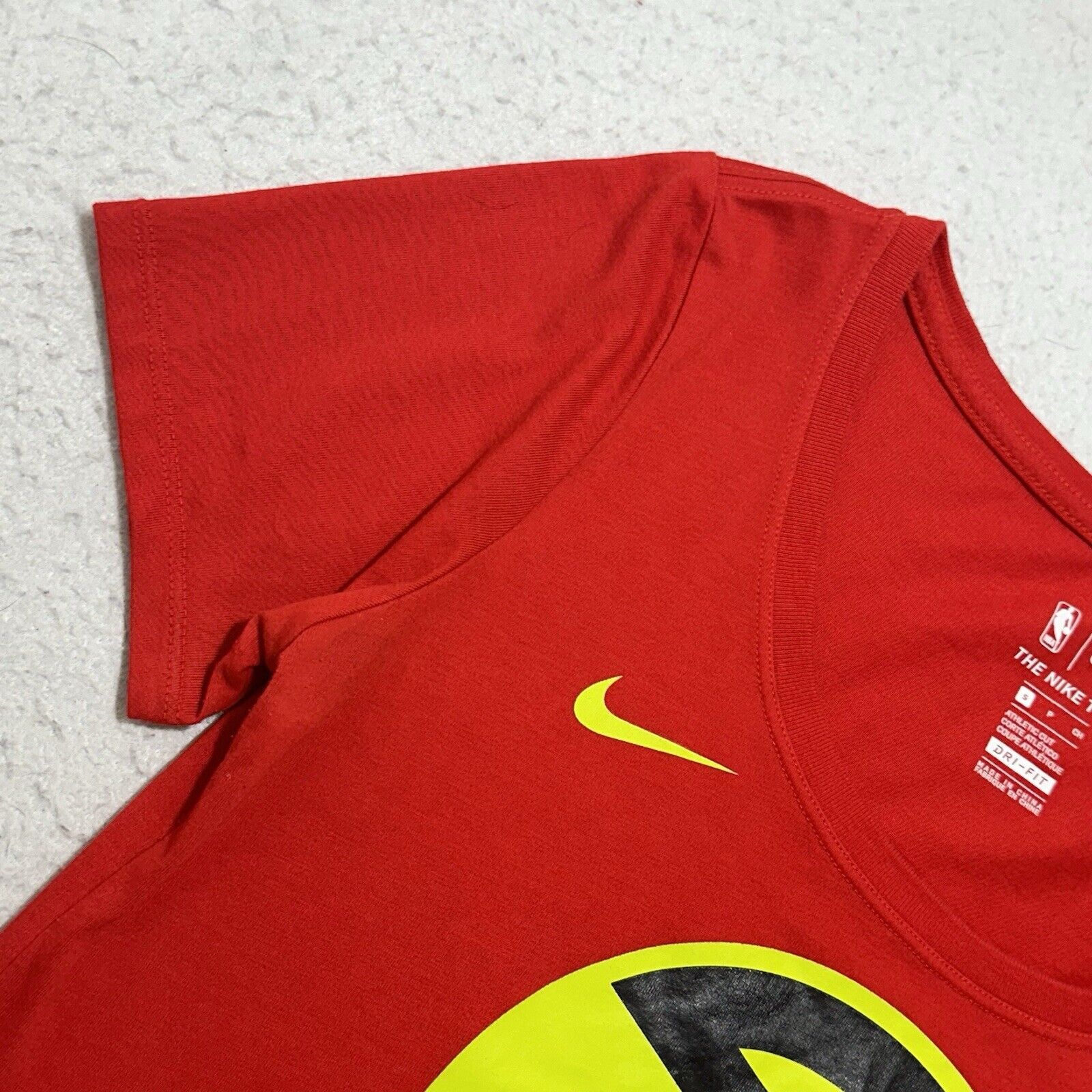 Nike Nike NBA Atlanta Hawks Small Red Scoop Neck Graphic T Shirt Size S / US 4 / IT 40 - 5 Thumbnail
