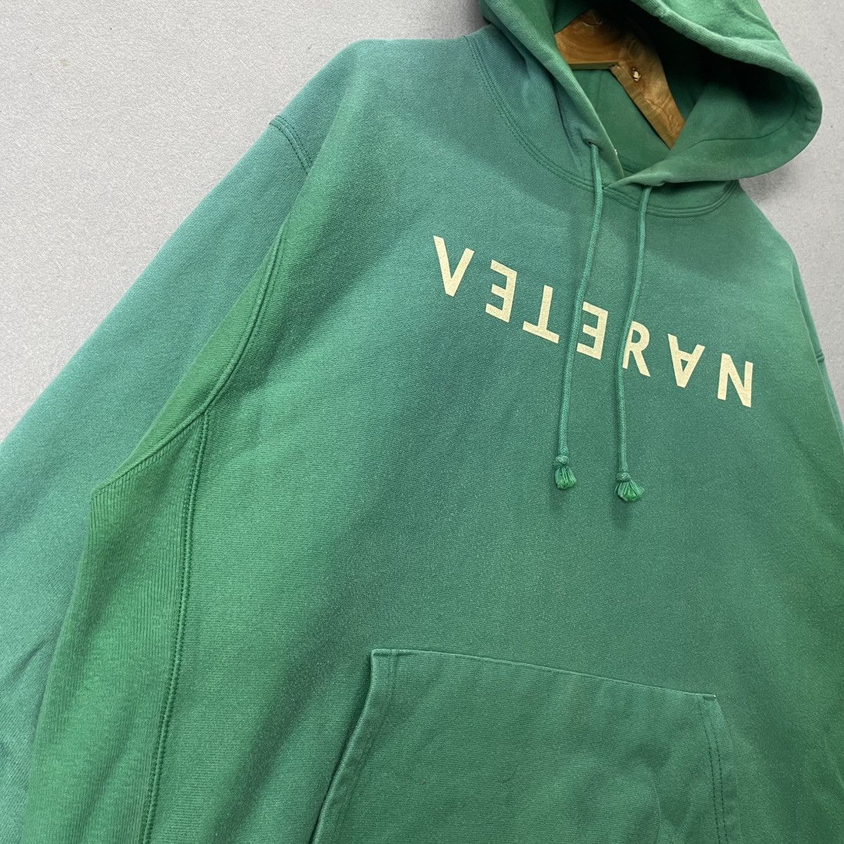 Champion Champion Reverse Weave “VETERAN” Hoodie – Green (Size XL) Size US XL / EU 56 / 4 - 6 Thumbnail