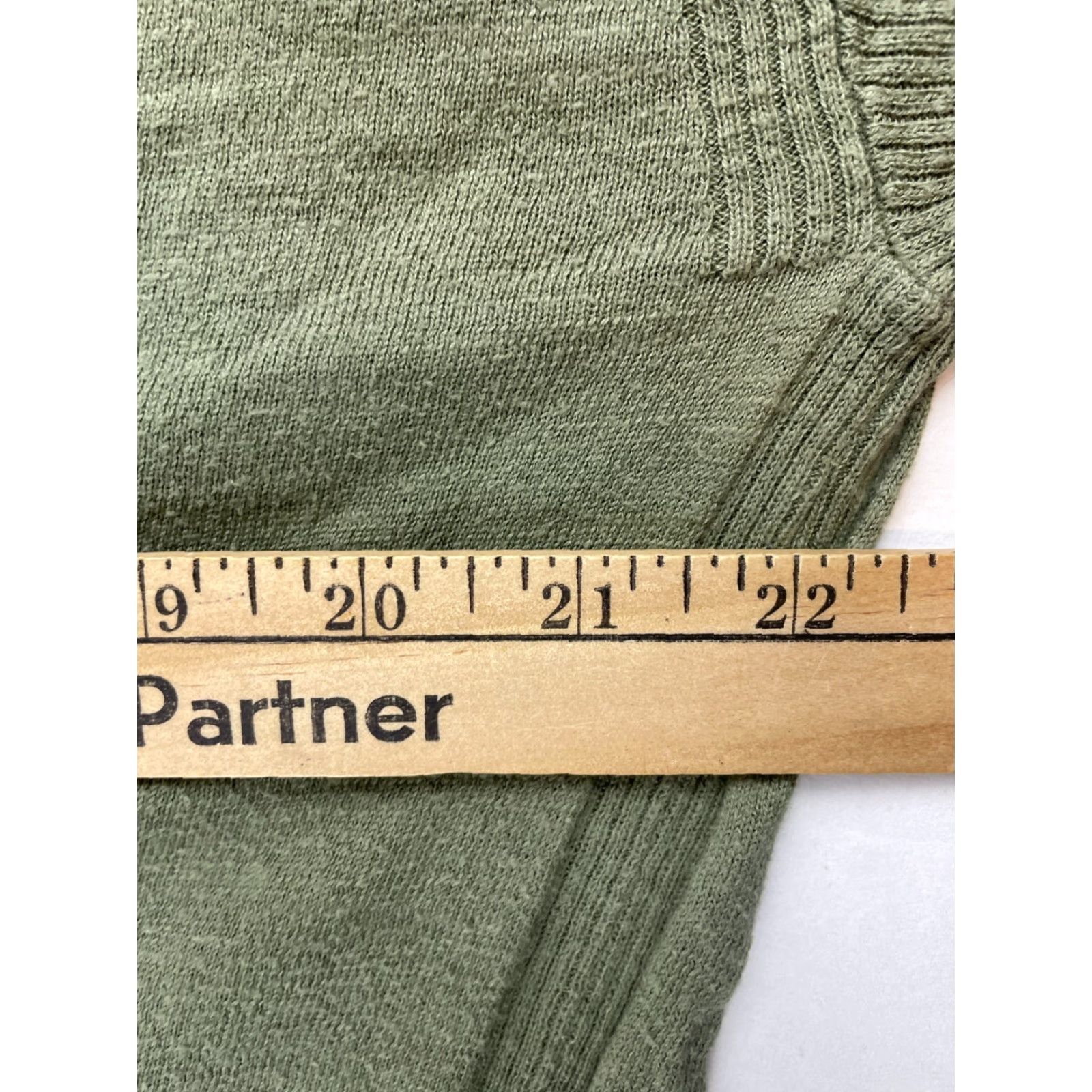 Talbots Talbots Sweater Women's Size Medium Green V-neck Pullover Ribbed Long Sleeve Size M / US 6-8 / IT 42-44 - 5 Thumbnail