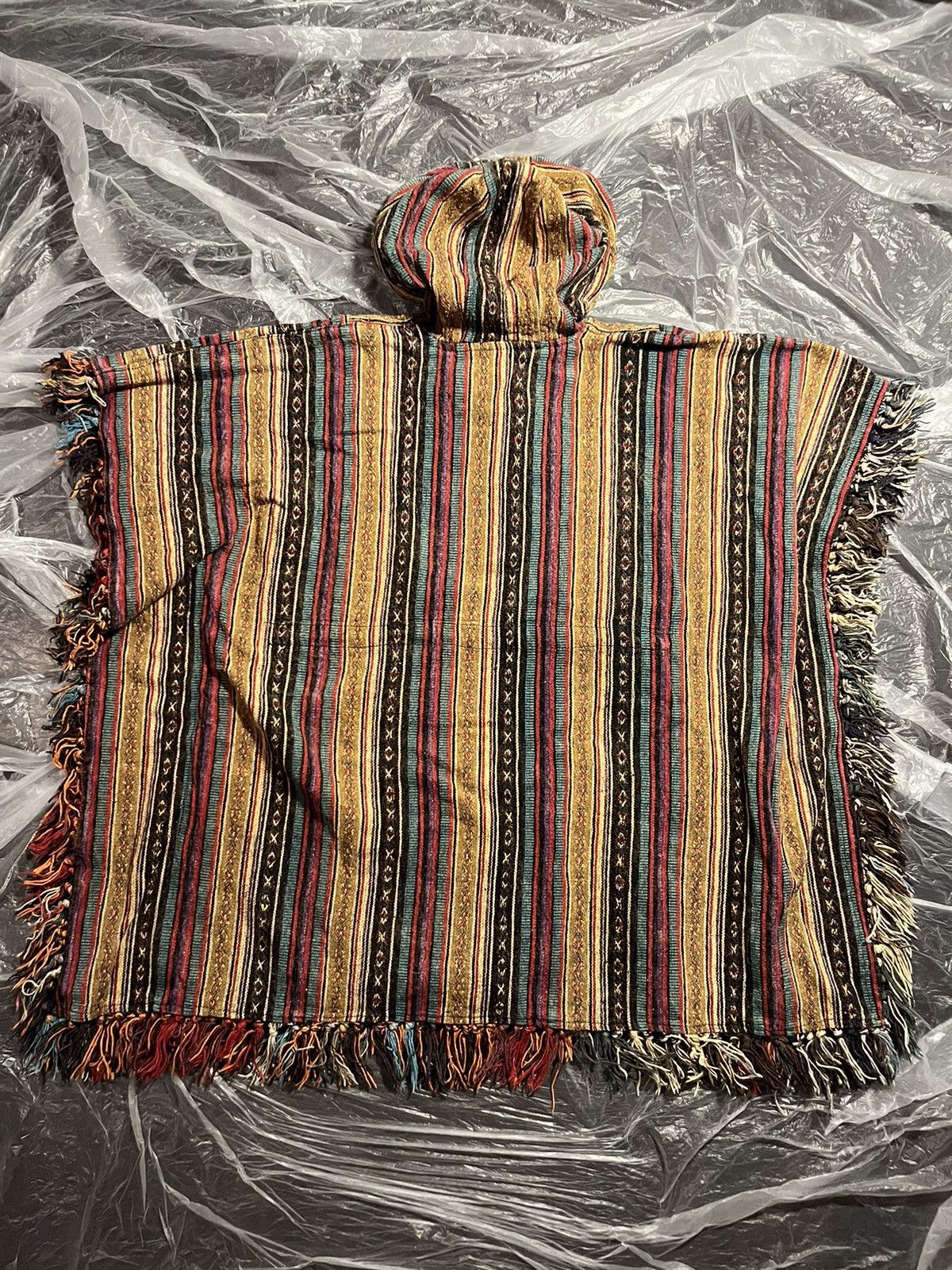 Vintage Little Kathmandu Poncho (Handmade in Nepal) Size US L / EU 52-54 / 3 - 6 Thumbnail