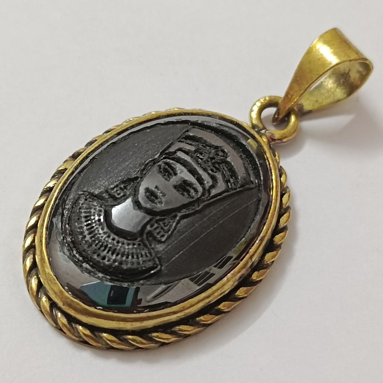 Handmade Vintage copper pendant hematite stone Egyptian Queen design Size ONE SIZE - 1 Thumbnail