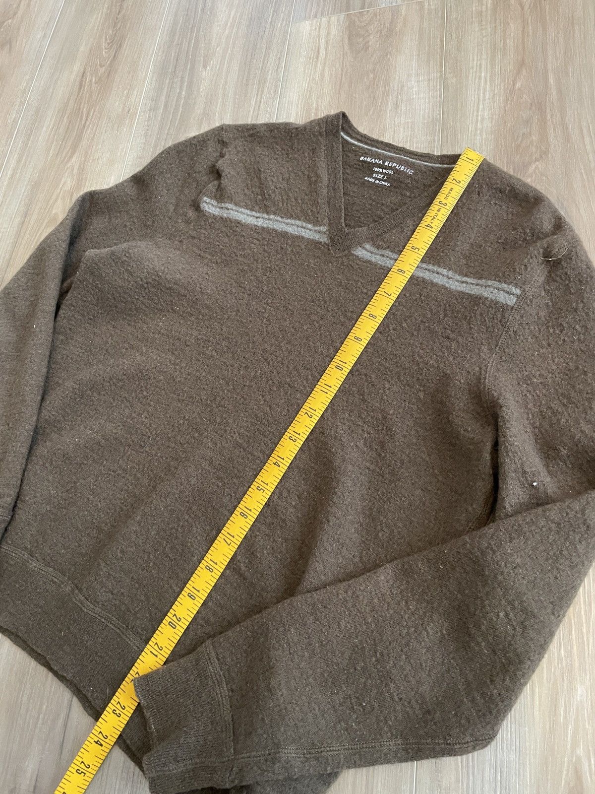 Banana Republic Banana Republic Men's Size L Brown Wool Blend V-Neck Sweater Size US L / EU 52-54 / 3 - 2 Thumbnail