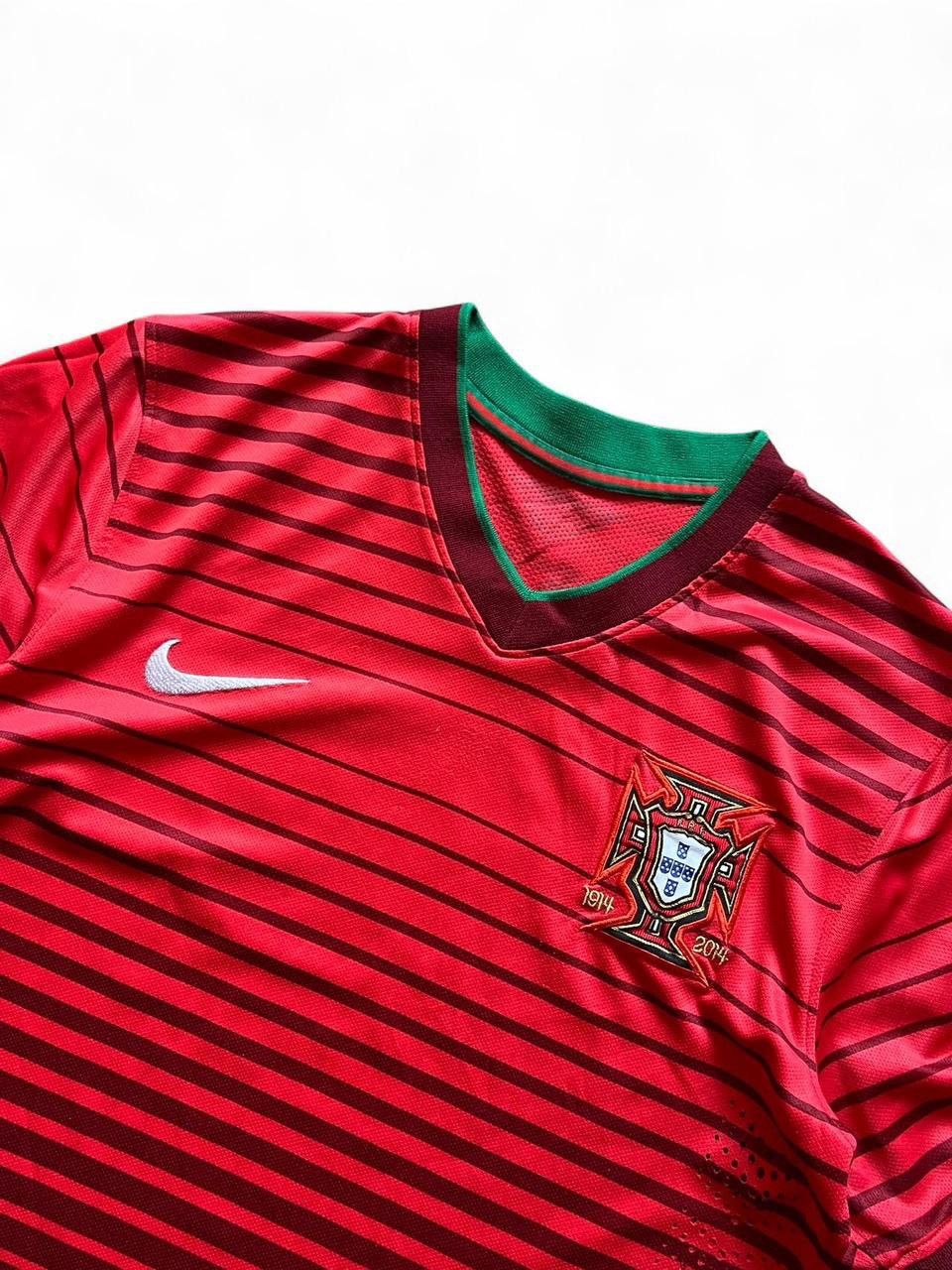 Nike 2014/15 nike portugal soccer jersey Size US M / EU 48-50 / 2 - 4 Thumbnail