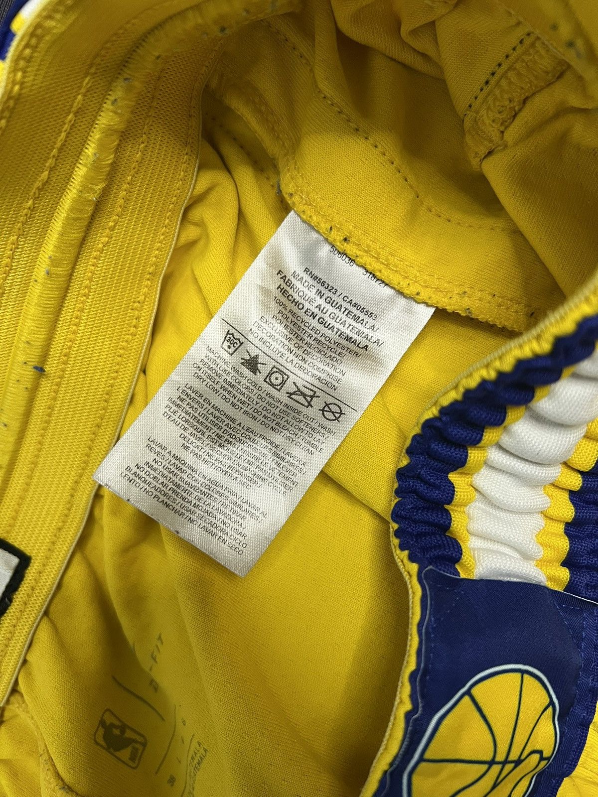 NBA Warriors Shorts Size US 36 / EU 52 - 9 Thumbnail