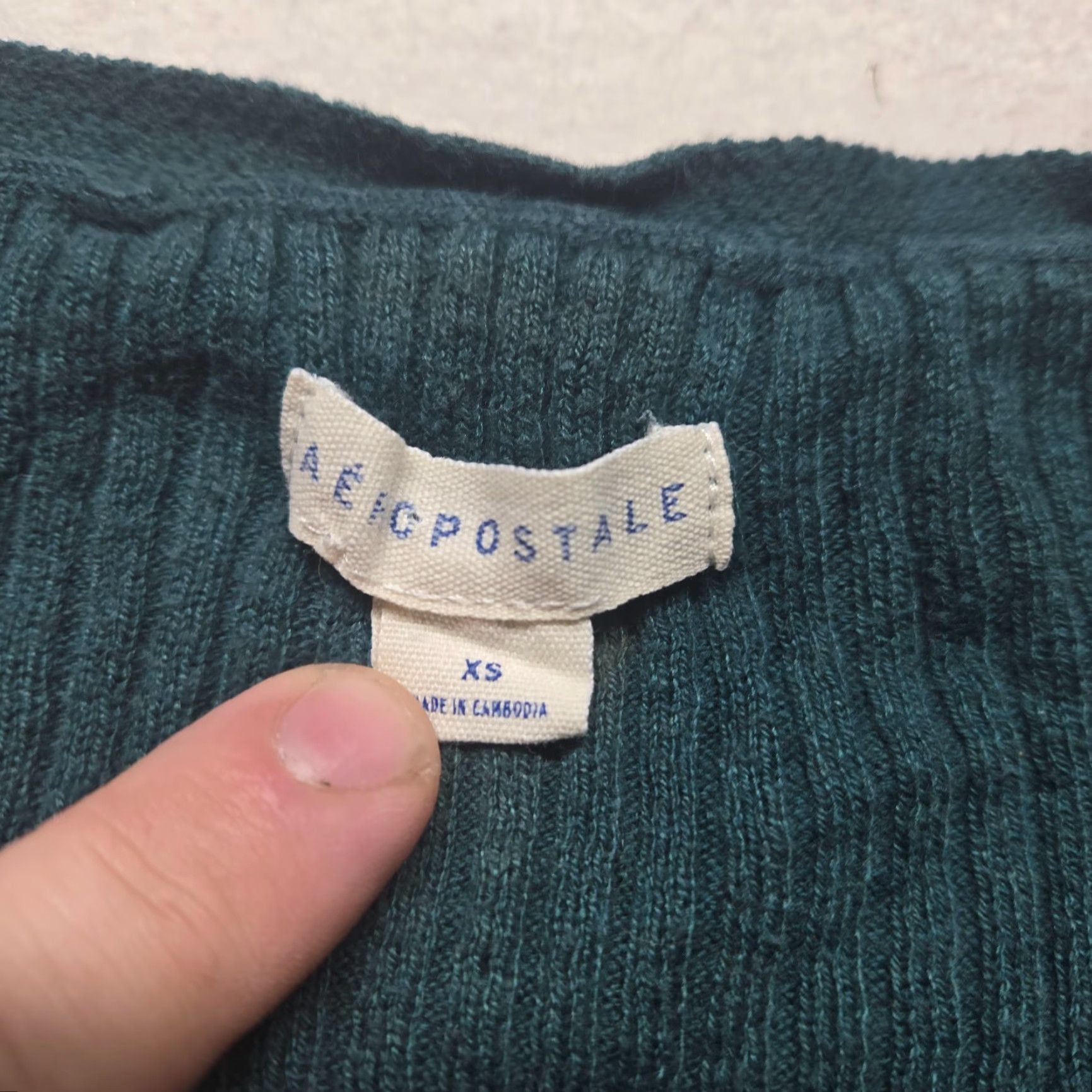 Aeropostale AeroPostale Green Cropped Cardigan Button Up Long Sleeve Sweater Adult Womens XS Size XS / US 0-2 / IT 36-38 - 3 Thumbnail