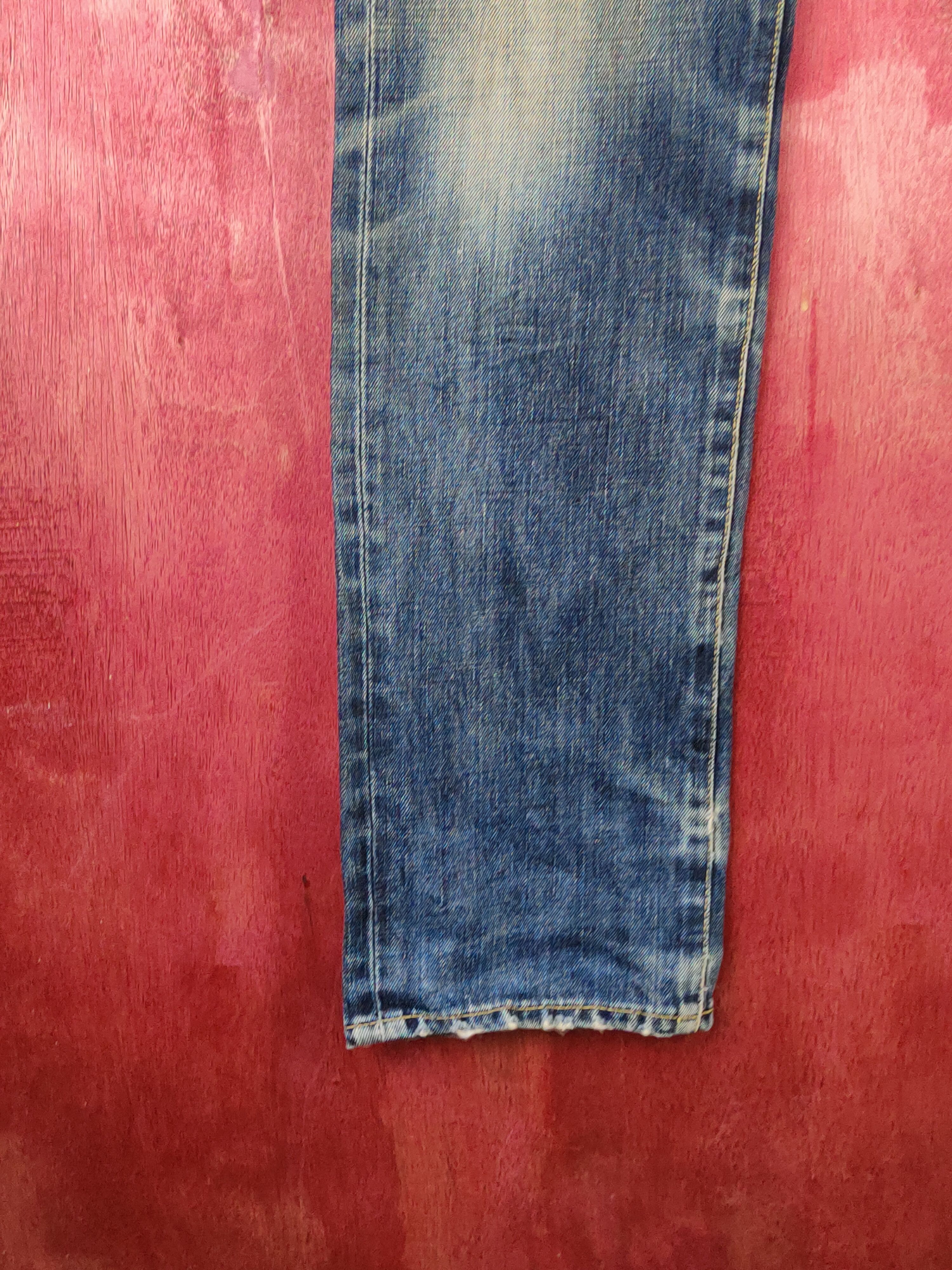 Japanese Brand Uniqlo Dark Blue Distressed Ripped Jeans #S1805 Size US 28 / EU 44 - 4 Thumbnail